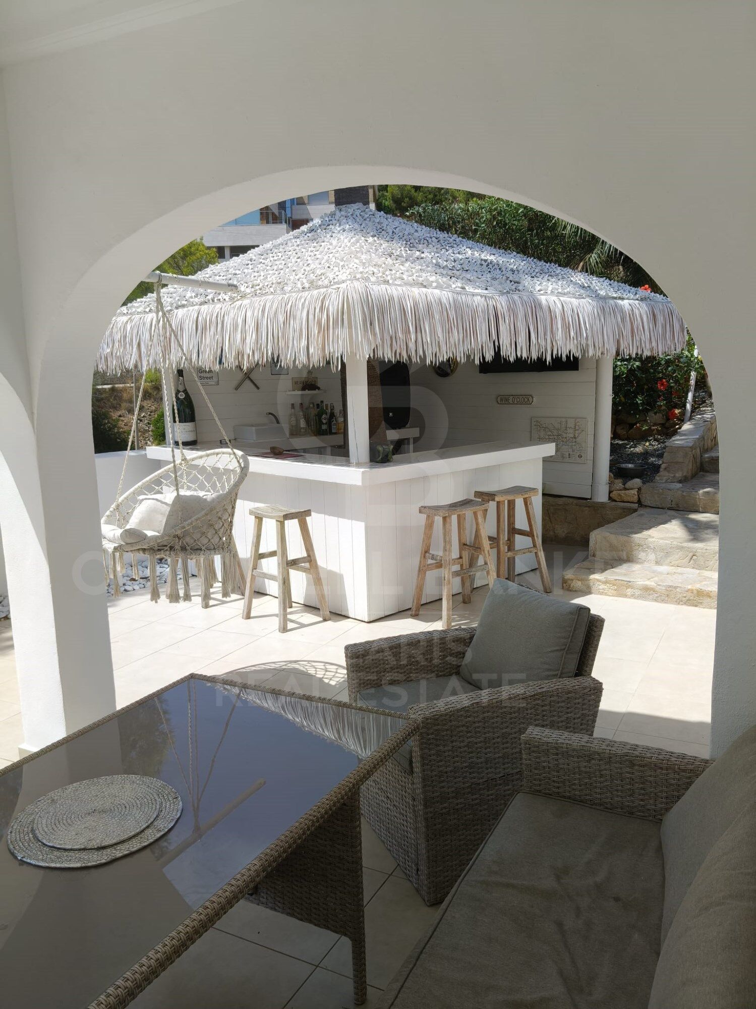 Charmante villa de trois chambres, vue sur la montagne et cuisine d'été fantastique