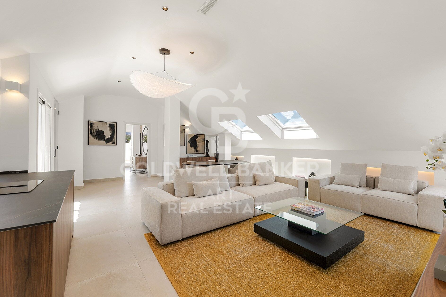 Exclusive Penthouse in the Heart of Nueva Andalucía