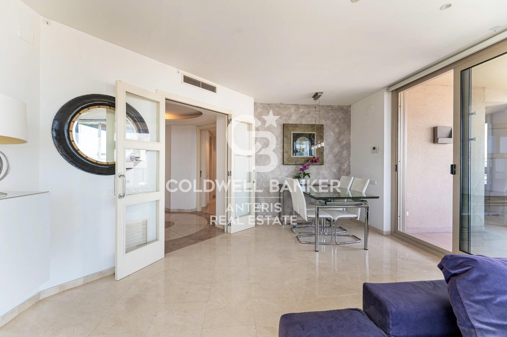 LUJO: Espectacular vivienda en planta 14 con vistas al mar, en Diagonal Mar