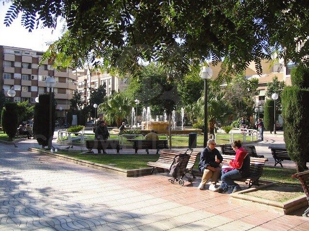 Proyecto de 4 viviendas unifamiliares de diseño contemporáneo en Pinoso (Alicante)