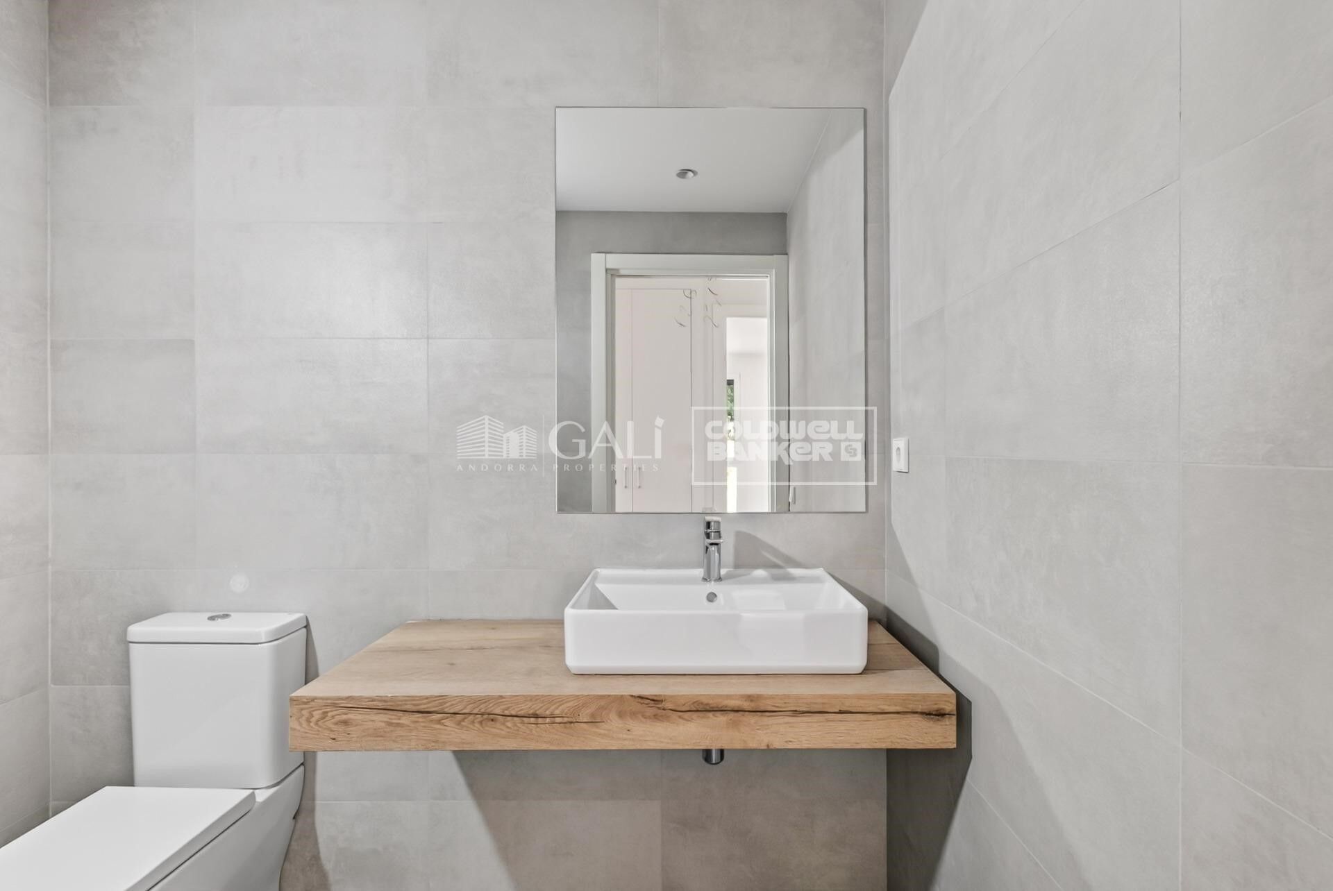 Apartment 3 Bedrooms Rent Canillo