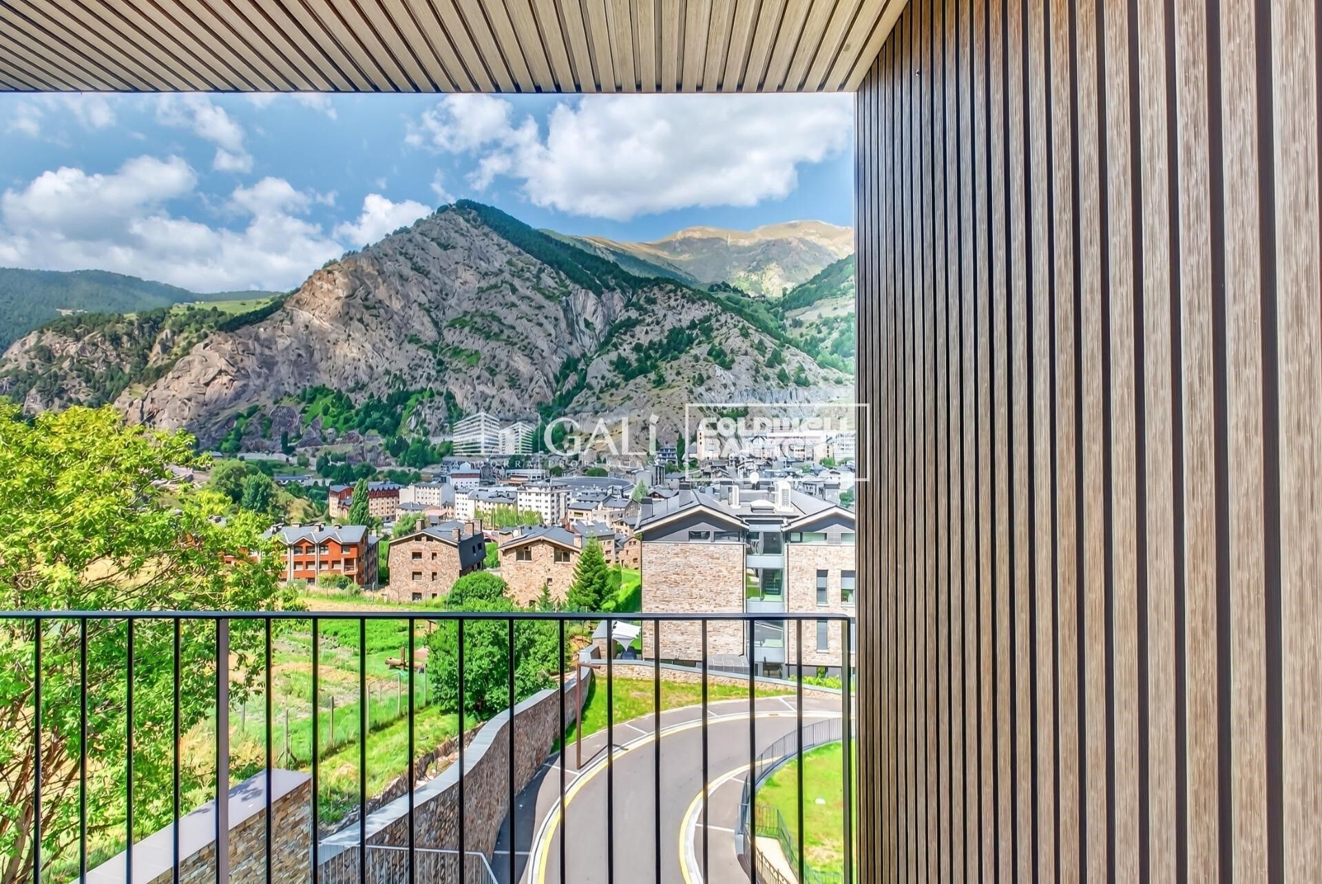 Apartment 3 Bedrooms Rent Canillo