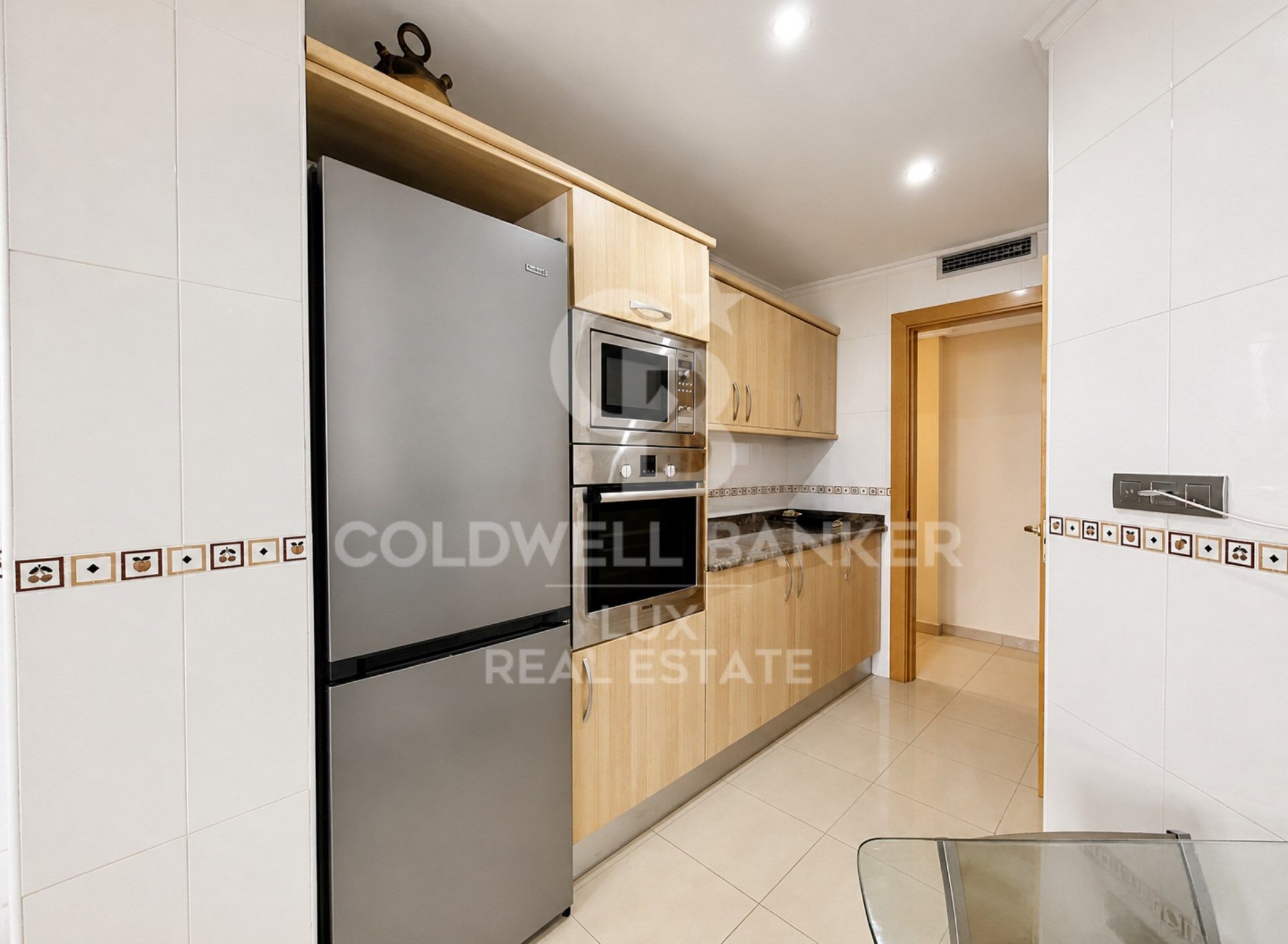 Apartamento de 3 habitaciones frente al camino de ronda de Roses, Costa Brava
