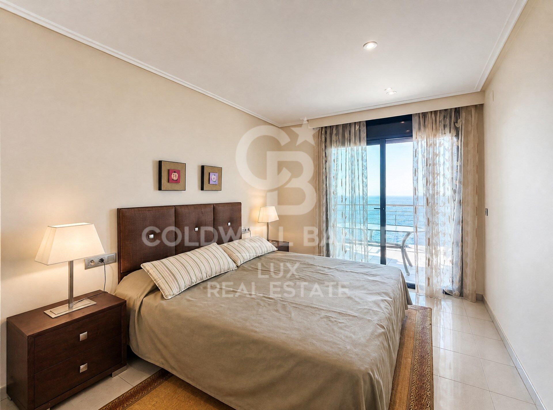 Apartamento de 3 habitaciones frente al camino de ronda de Roses, Costa Brava