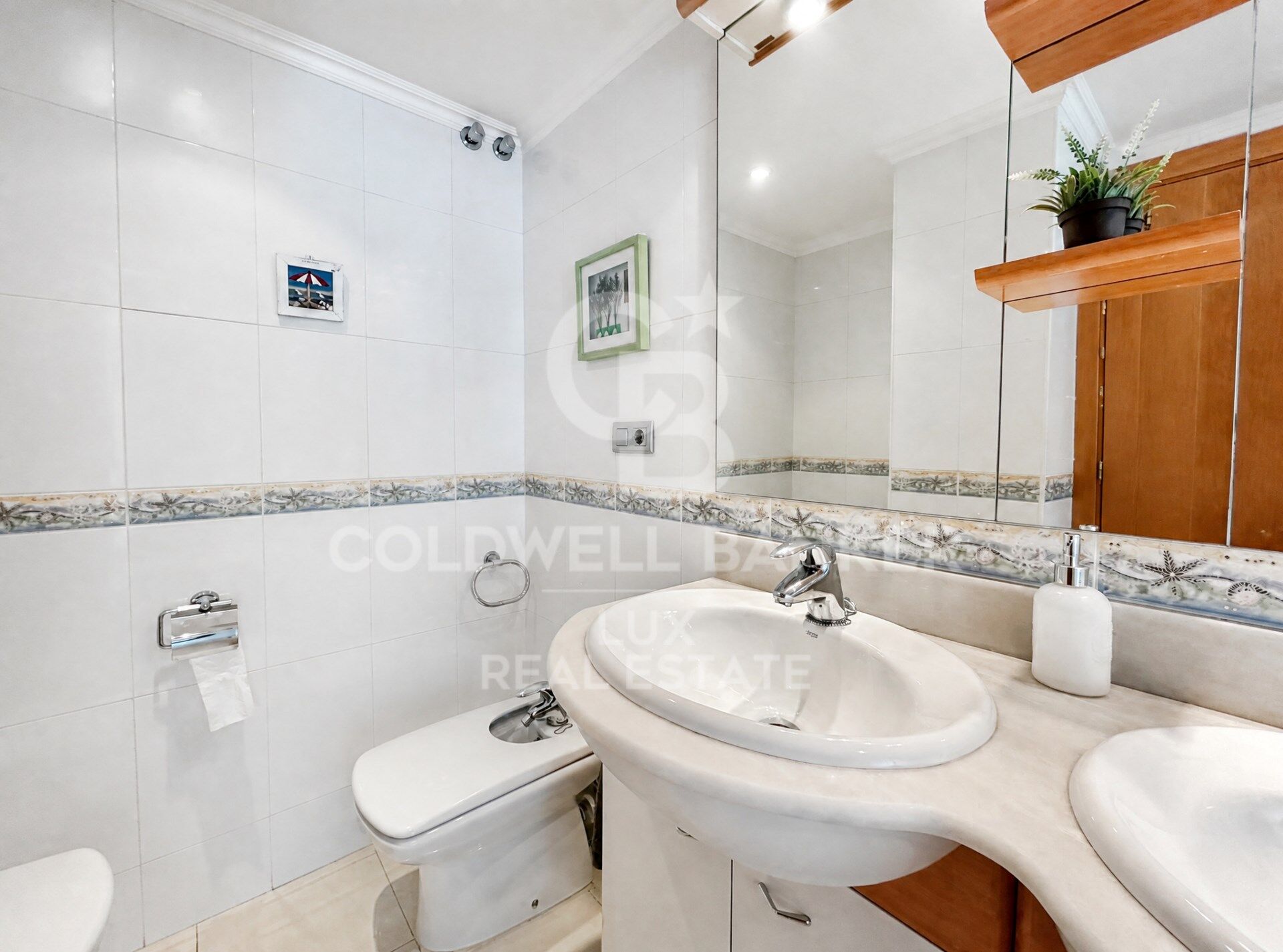 Apartamento de 3 habitaciones frente al camino de ronda de Roses, Costa Brava