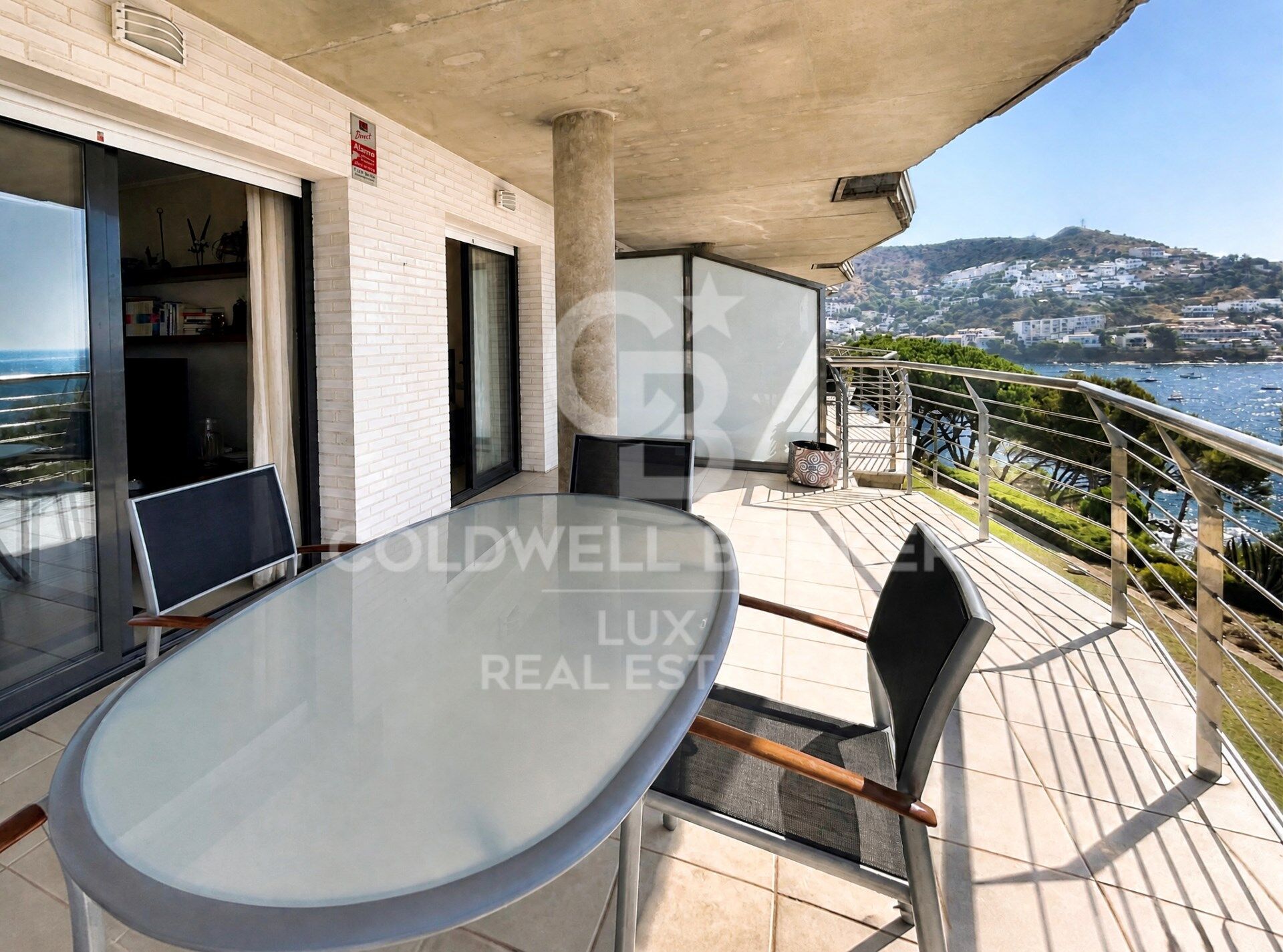 Apartamento de 3 habitaciones frente al camino de ronda de Roses, Costa Brava