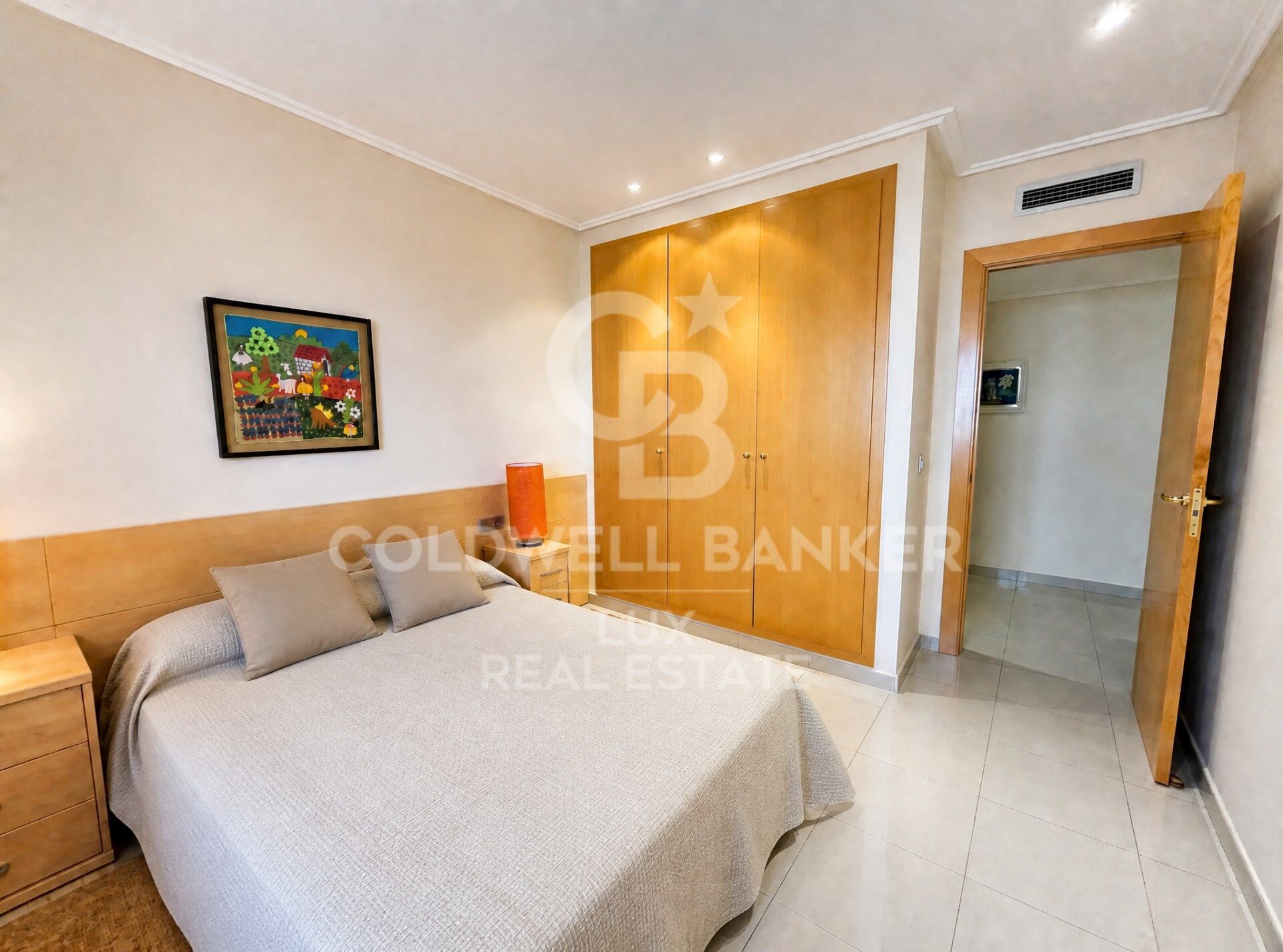 3-bedroom flat overlooking the coastal path in Roses, Costa Brava