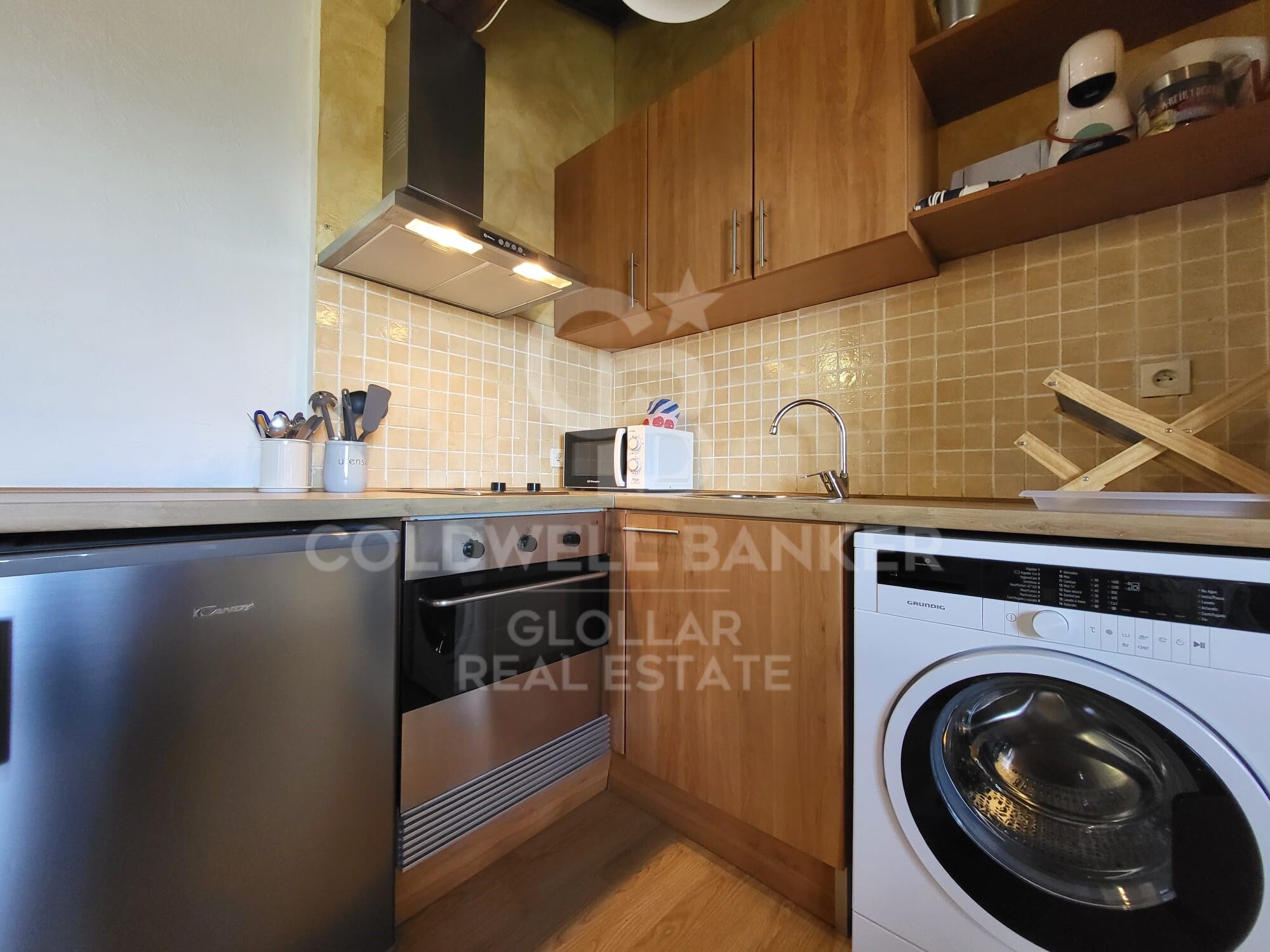 Apartamento de invierno con chimenea en Osséja