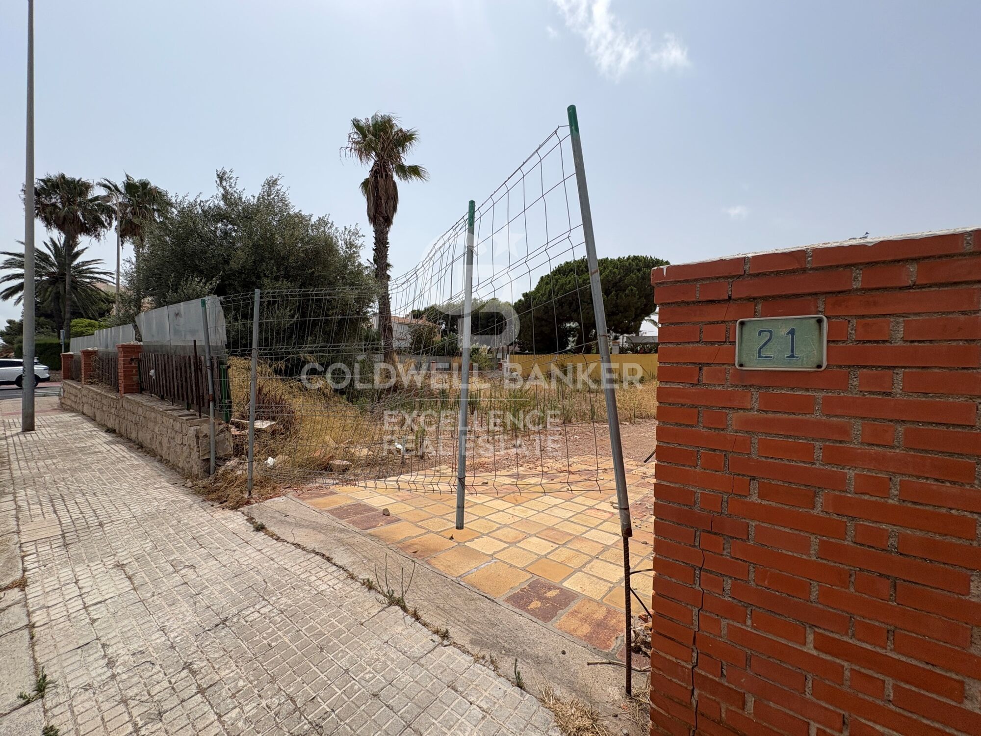982 m² corner urban plot for villa by the sea in Benicàssim