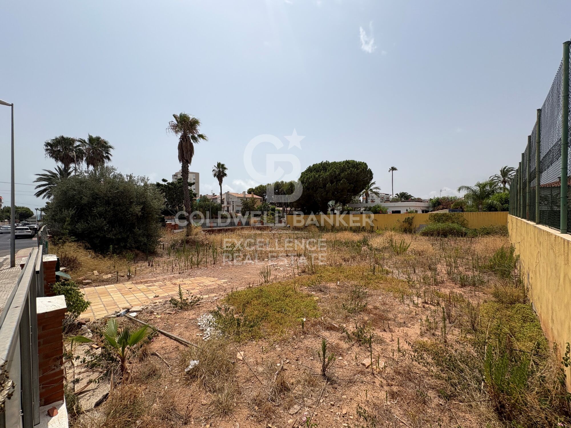 982 m² corner urban plot for villa by the sea in Benicàssim