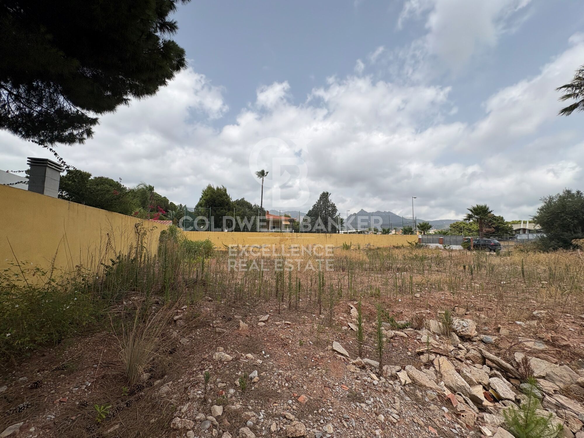 982 m² corner urban plot for villa by the sea in Benicàssim