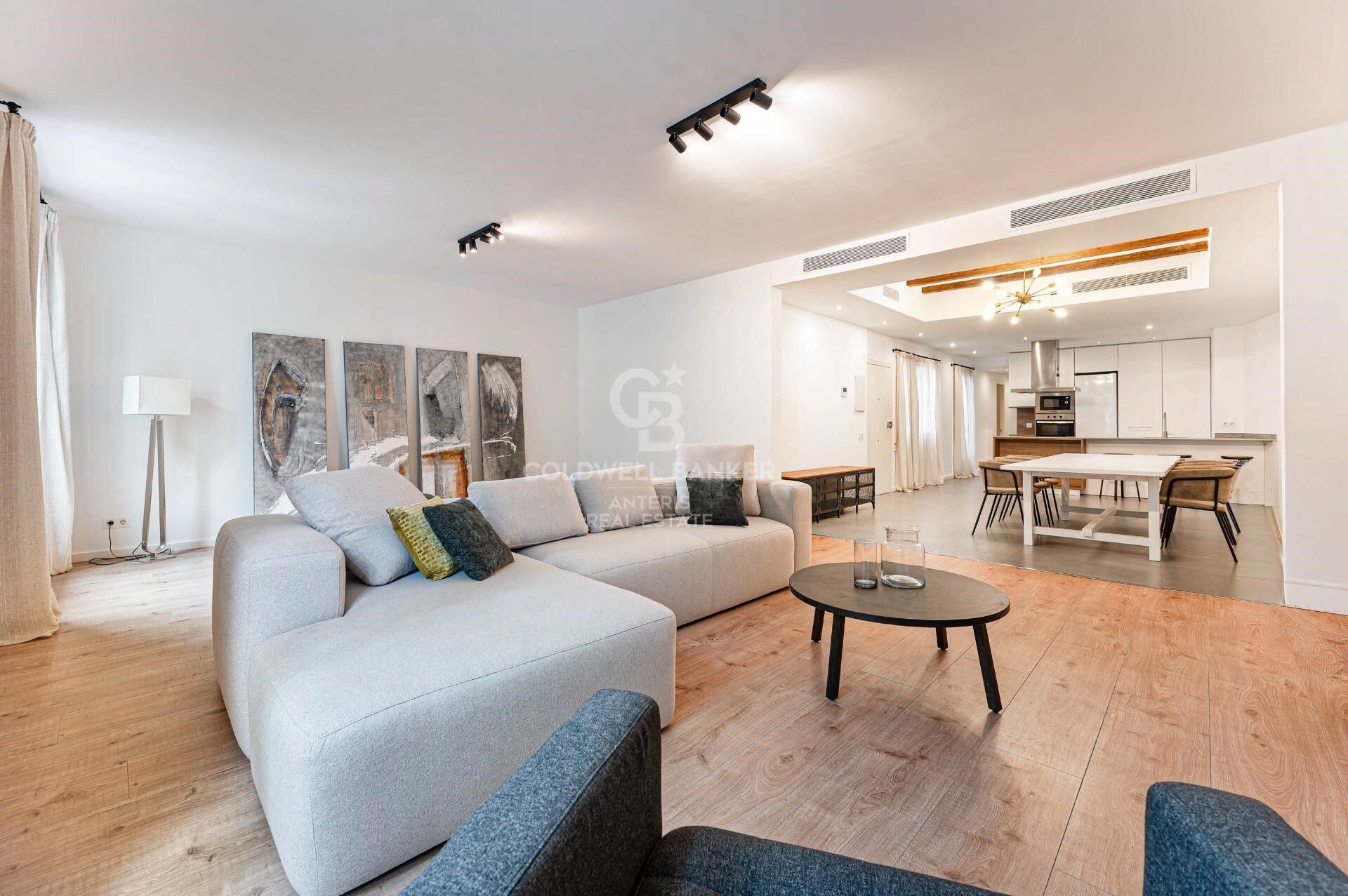 Space, Light and Design in a Refurbished Stately Building