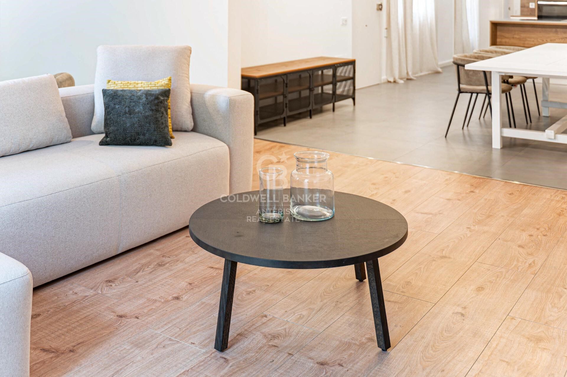 Space, Light and Design in a Refurbished Stately Building