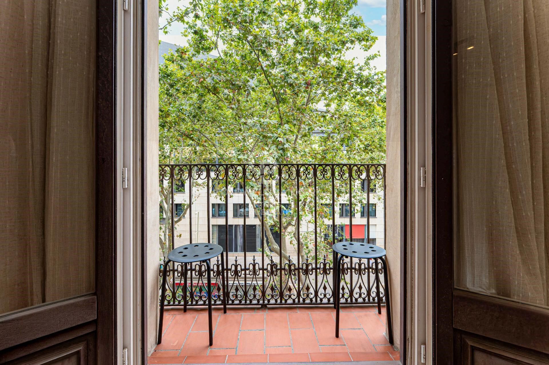 Space, Light and Design in a Refurbished Stately Building