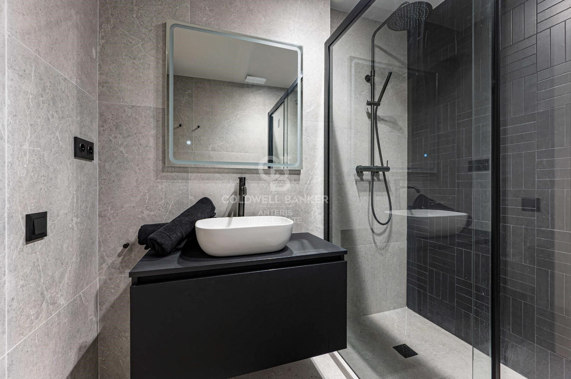 Space, Light and Design in a Refurbished Stately Building