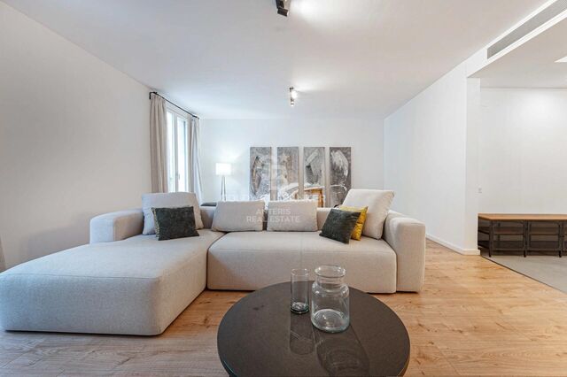 Space, Light and Design in a Refurbished Stately Building