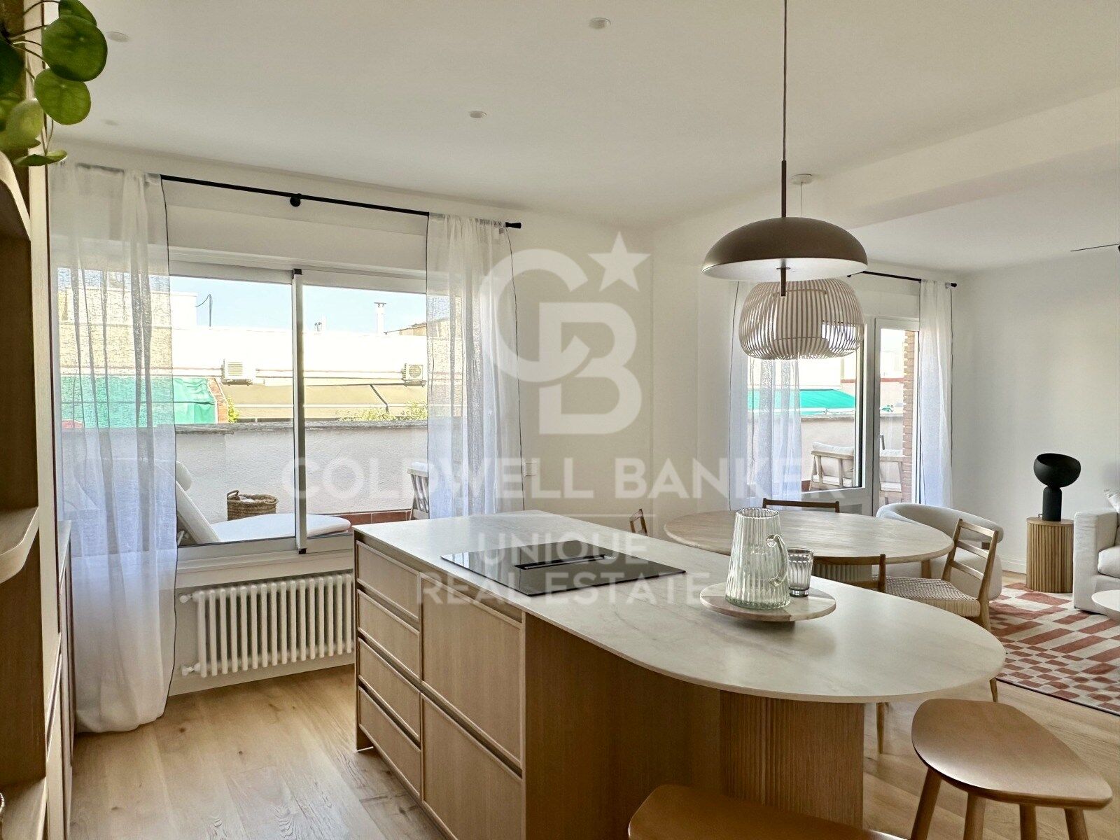 Penthouse mit Terrasse und 3 Schlafzimmern im Stadtteil Salamanca