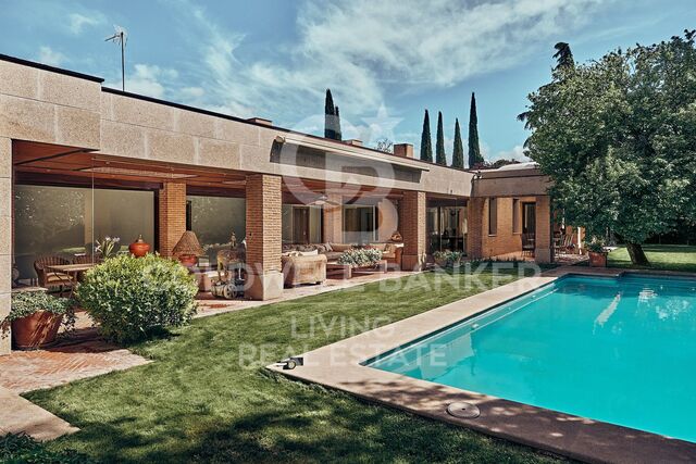 Villa 4 Schlafzimmer Verkauf Pozuelo de Alarcón