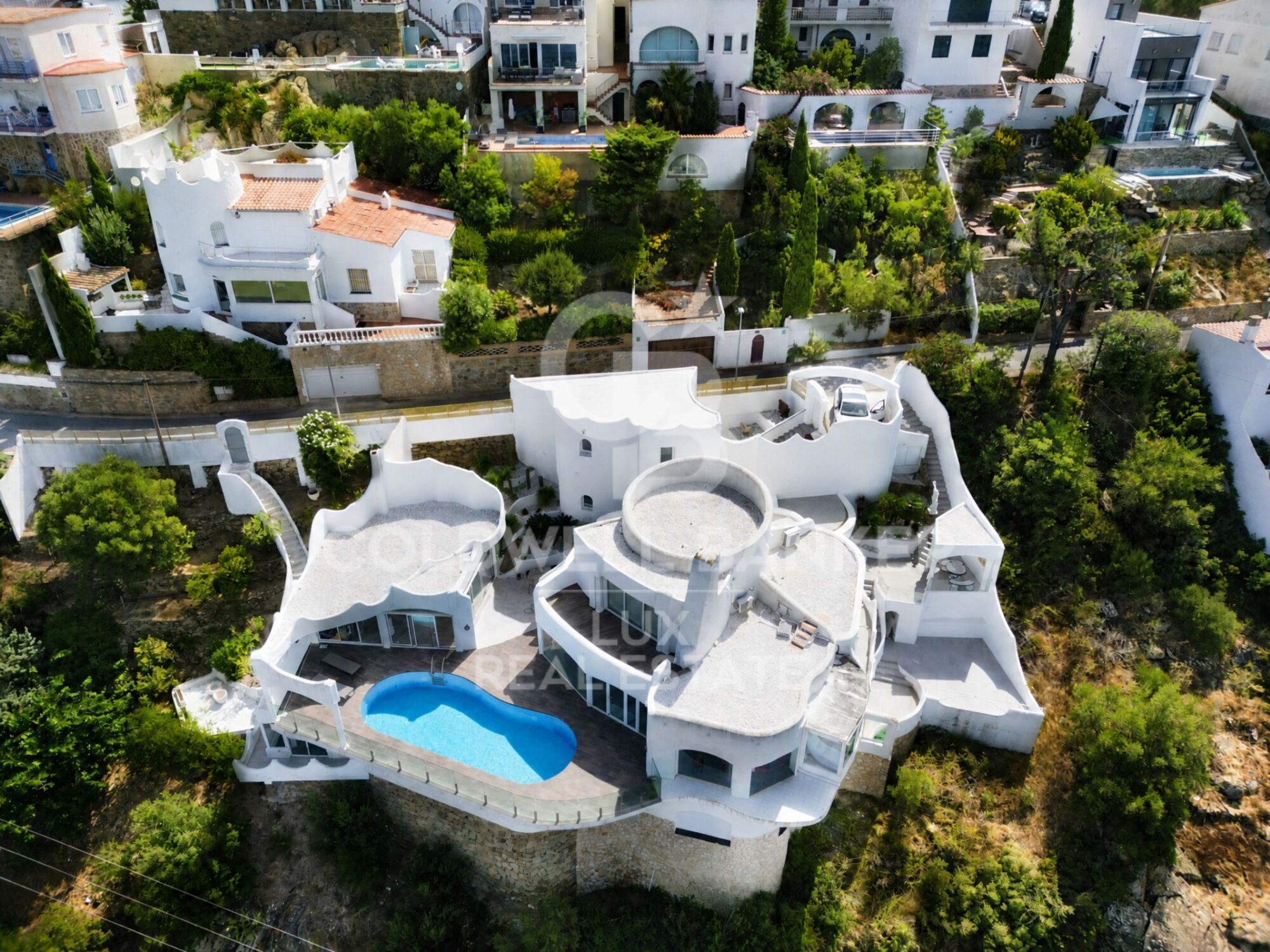 Villa vue panoramique mer à Roses, intimité et sécurité