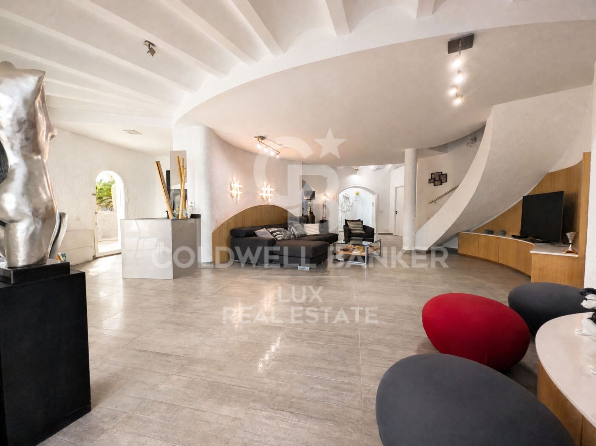 Villa vue panoramique mer à Roses, intimité et sécurité