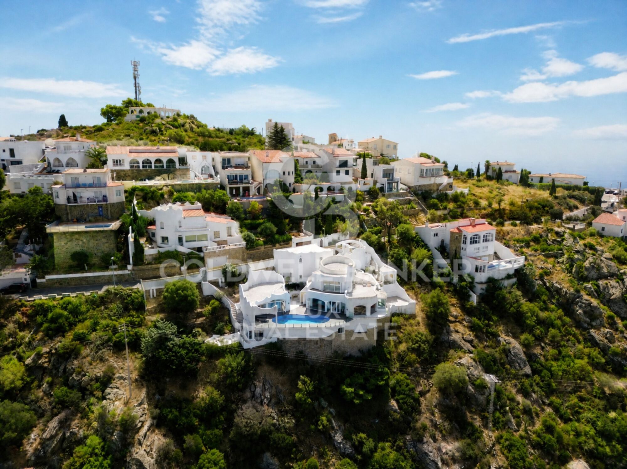 Villa vue panoramique mer à Roses, intimité et sécurité