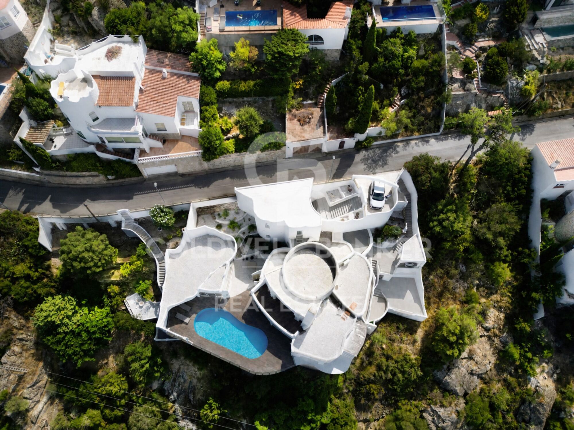 Villa vue panoramique mer à Roses, intimité et sécurité