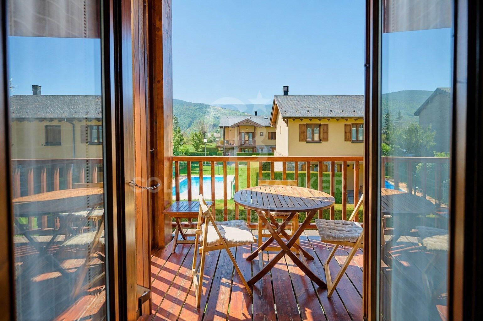 Apartment 3 Bedrooms Sale Osséja