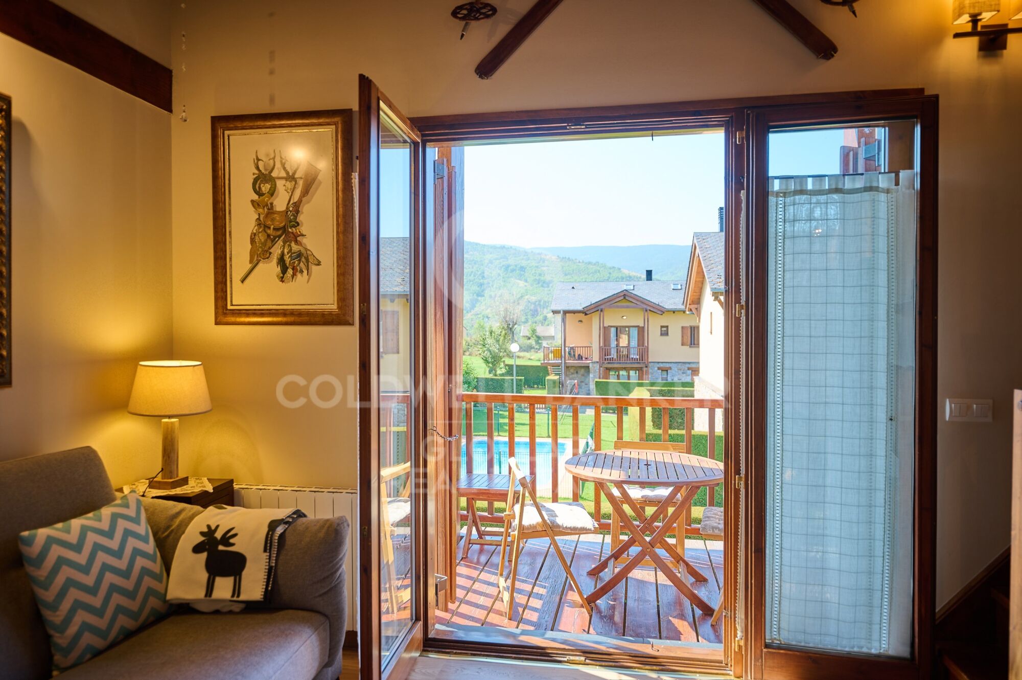 Apartment 3 Bedrooms Sale Osséja