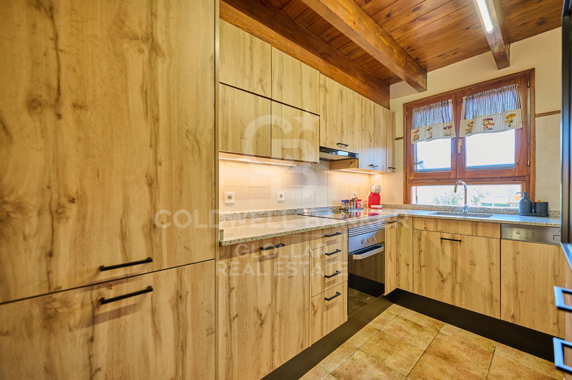 Apartment 3 Bedrooms Sale Osséja
