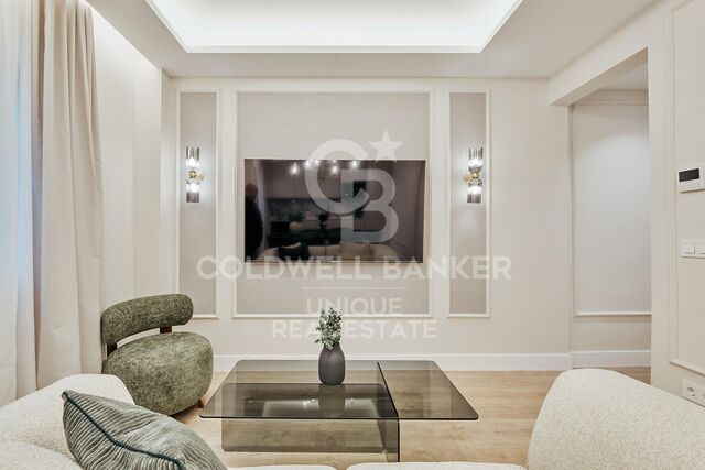 Renovated 3-bedroom apartment in Ibiza, Madrid
