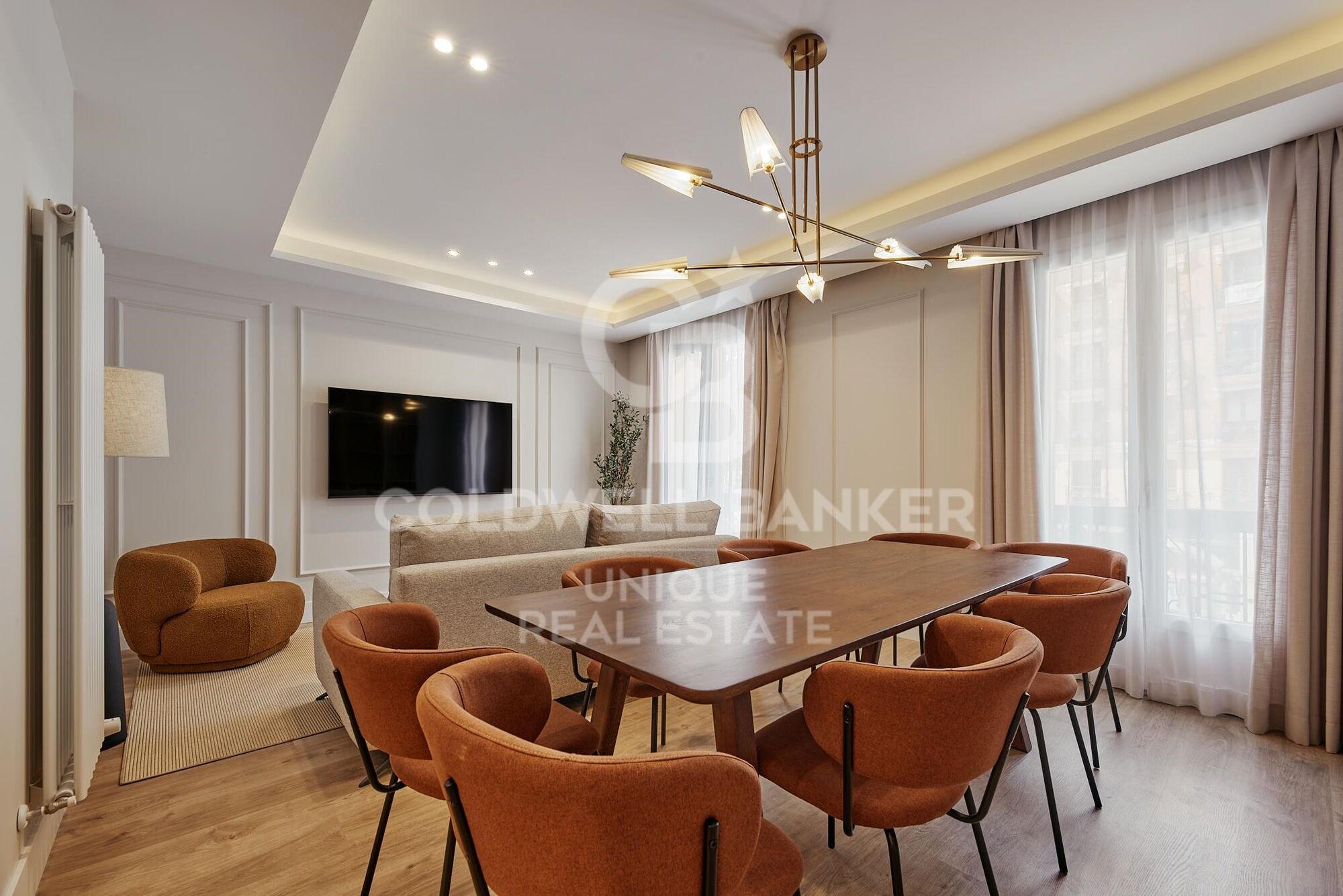 Apartment with classic façade with 3 bedrooms in Recoletos