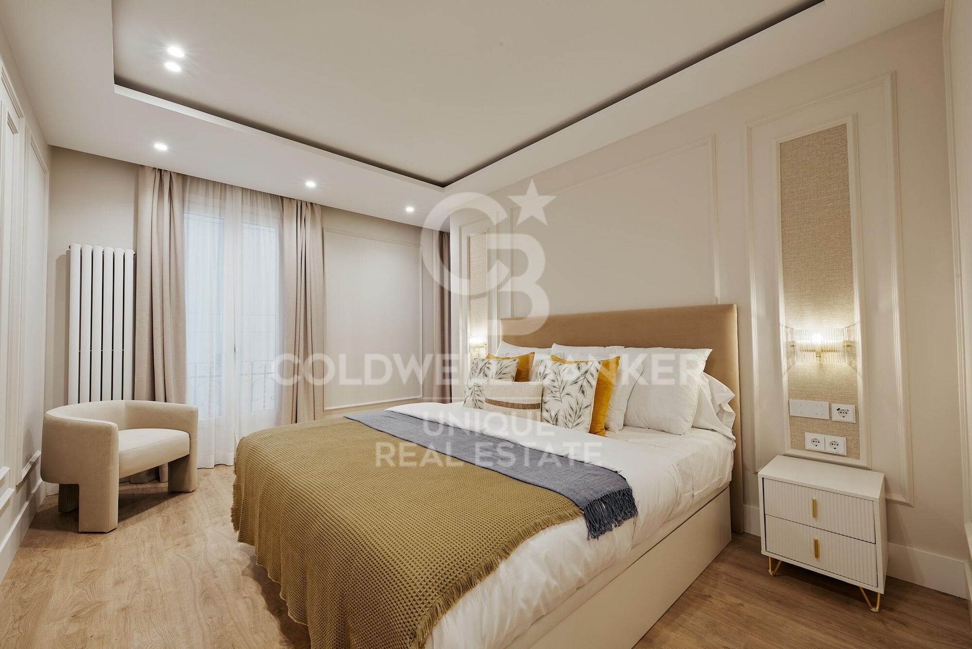 Apartment with classic façade with 3 bedrooms in Recoletos