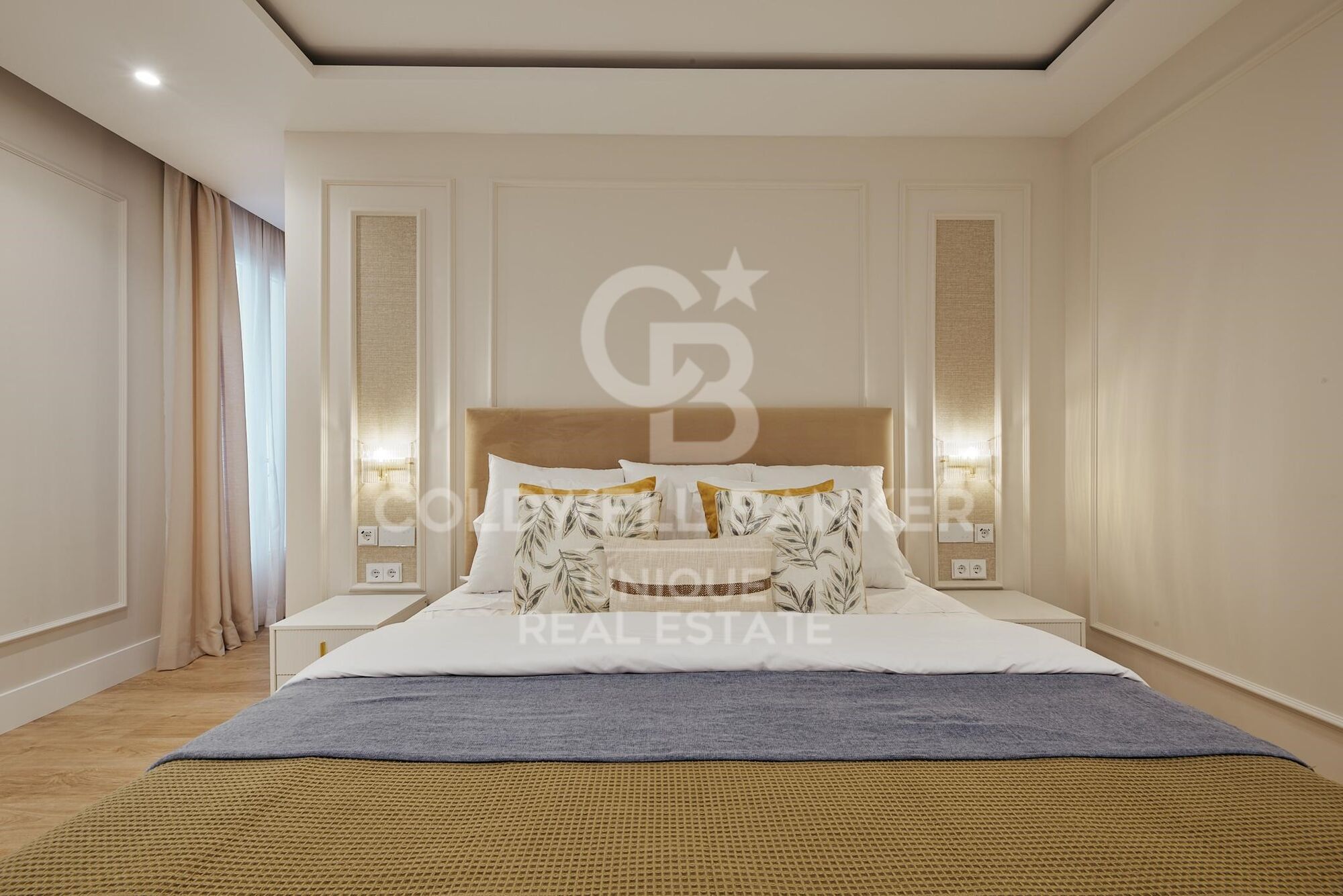 Apartment with classic façade with 3 bedrooms in Recoletos