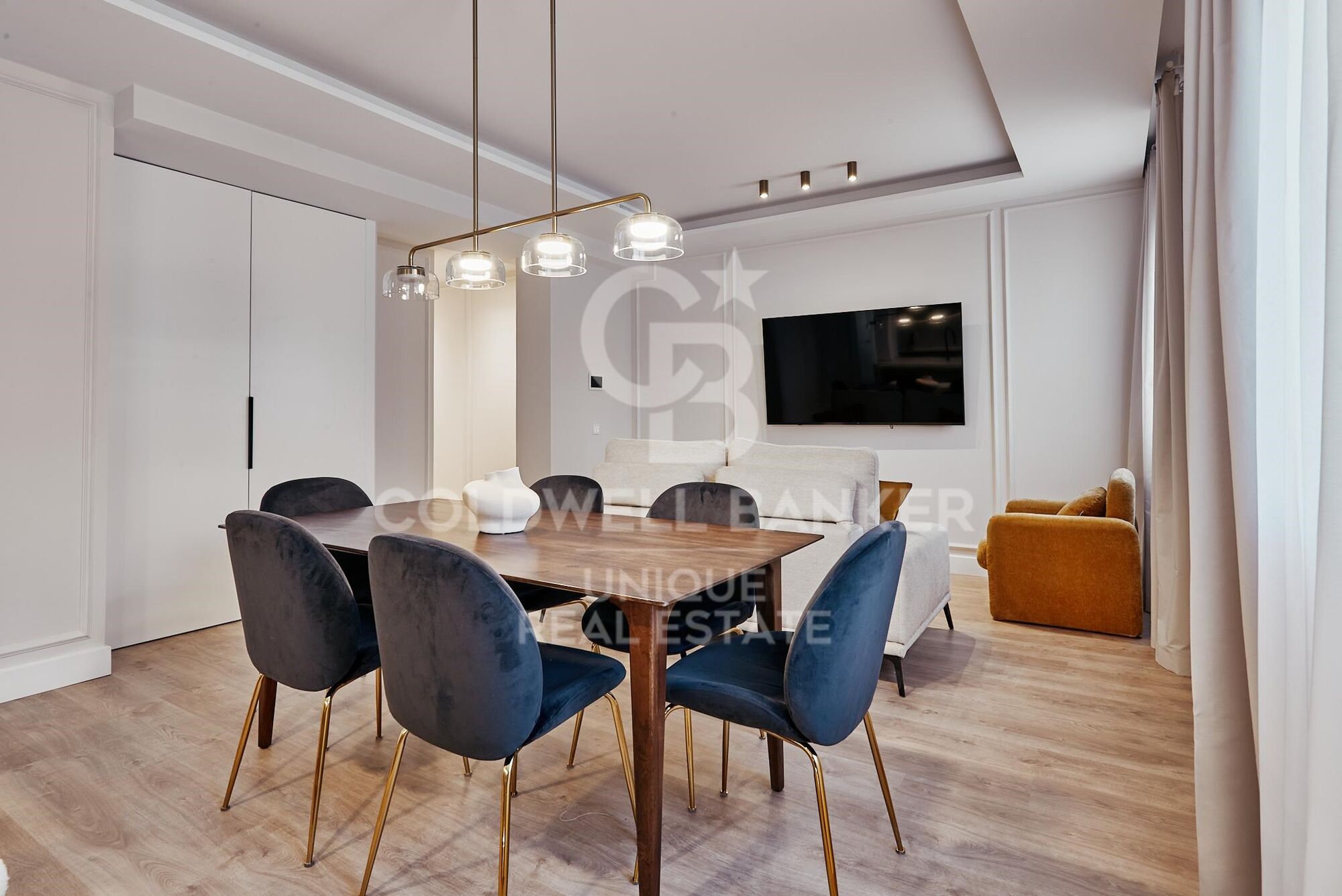 2 bedroom flat in Lista