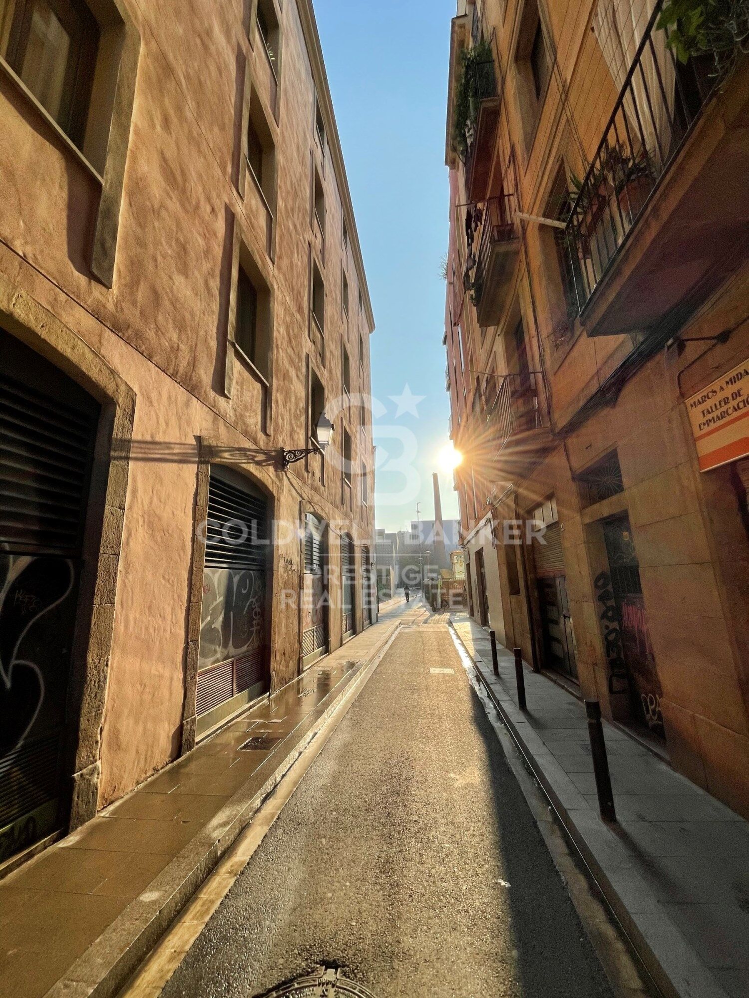 Una comunidad verde en venta en el corazón de Barcelona