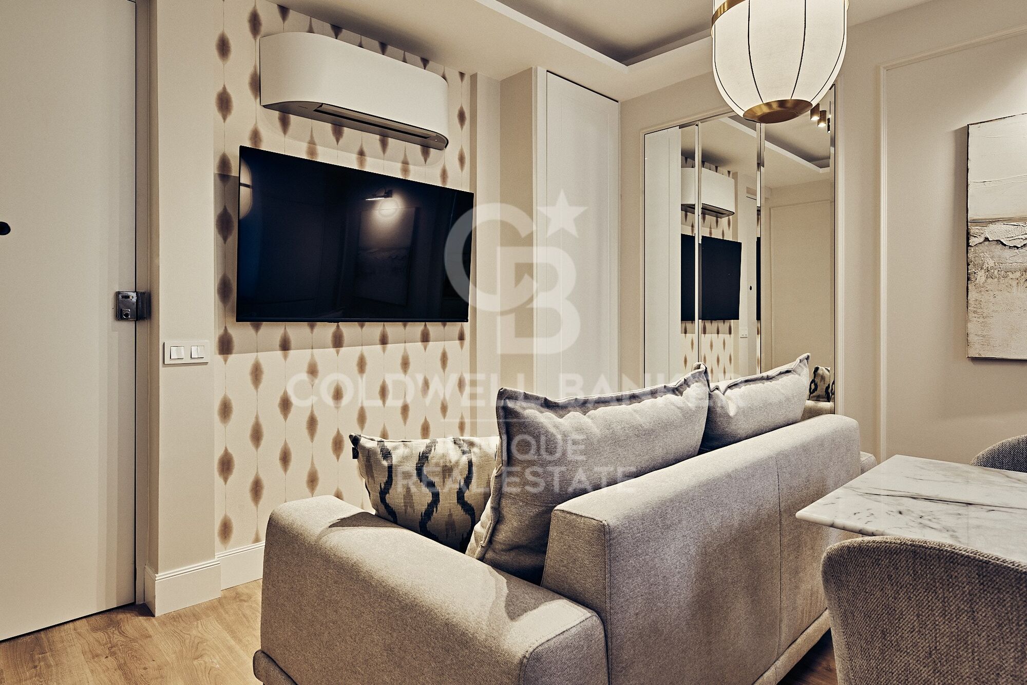 Flat 2 Bedrooms Sale Madrid