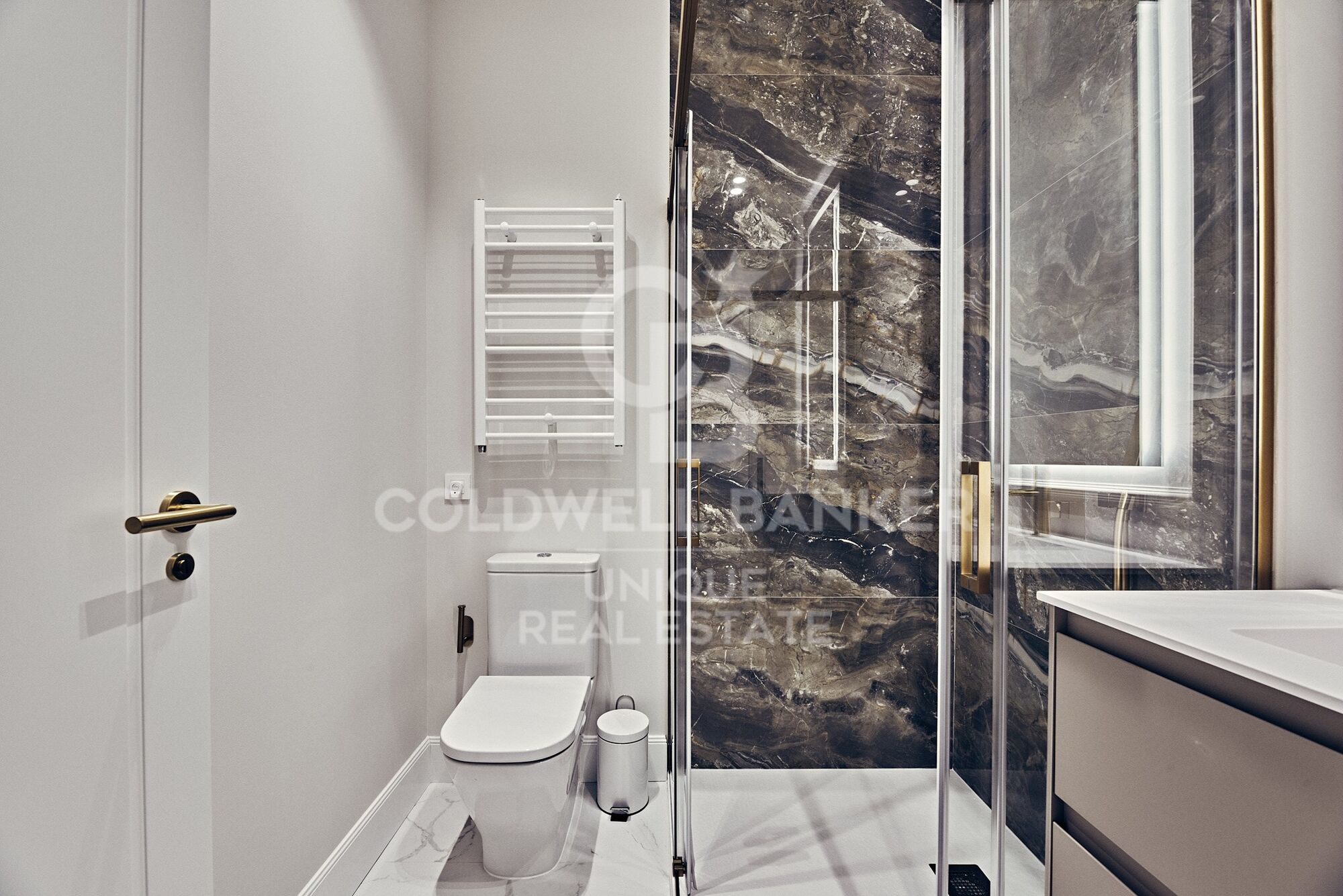 Flat 2 Bedrooms Sale Madrid