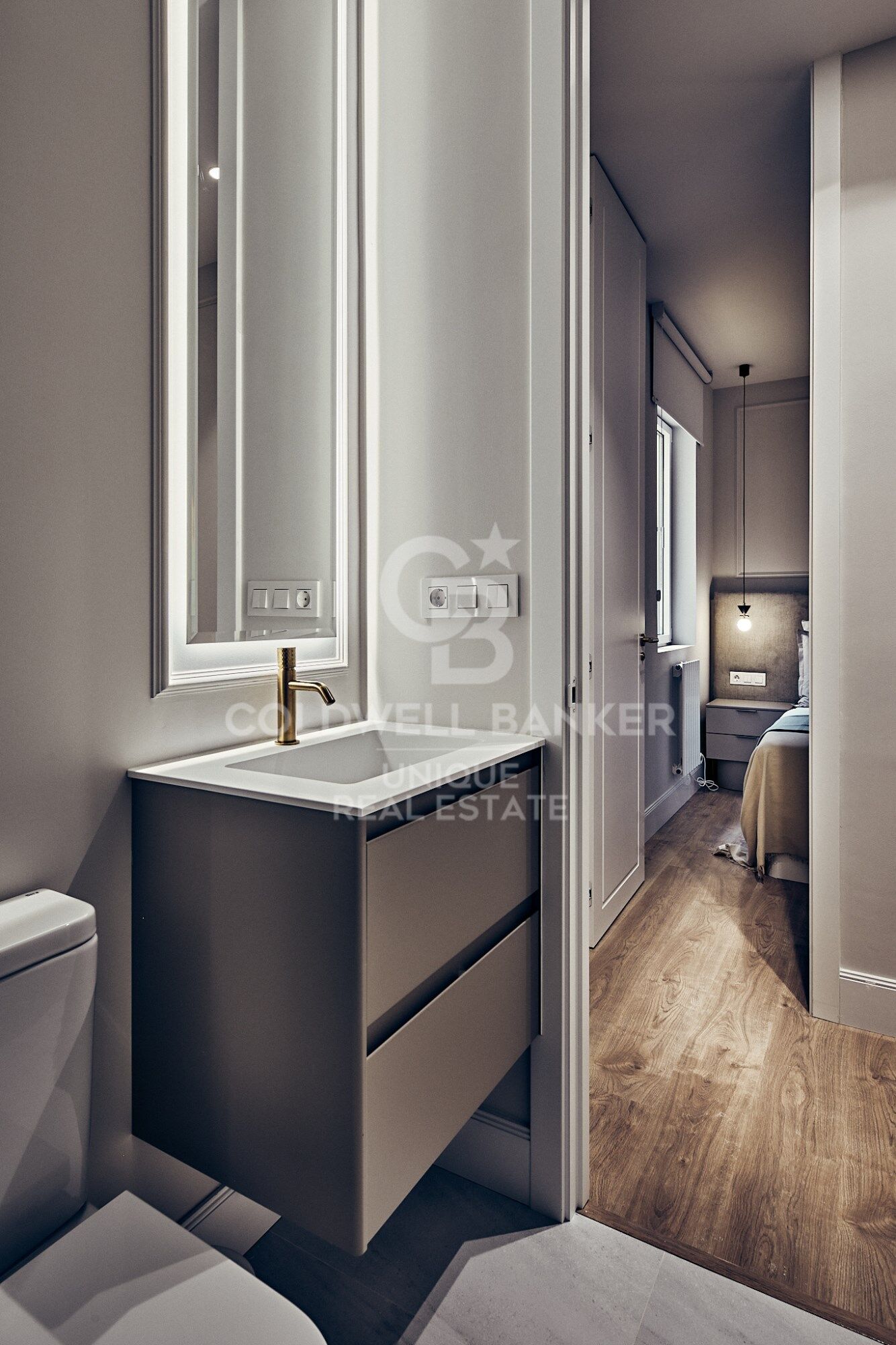 Flat 2 Bedrooms Sale Madrid