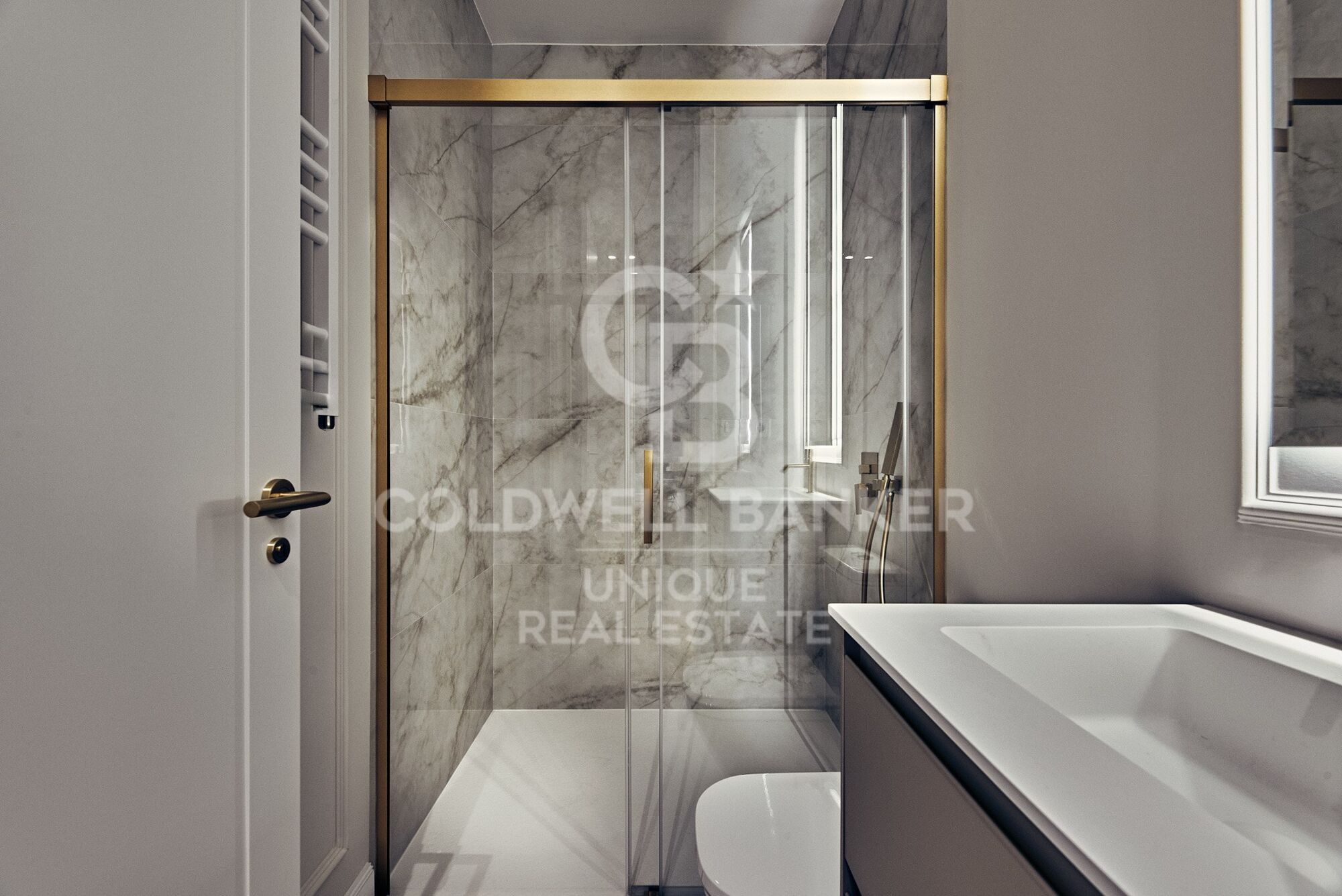 Flat 2 Bedrooms Sale Madrid