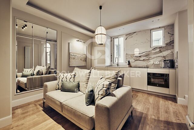 Flat 2 Bedrooms Sale Madrid
