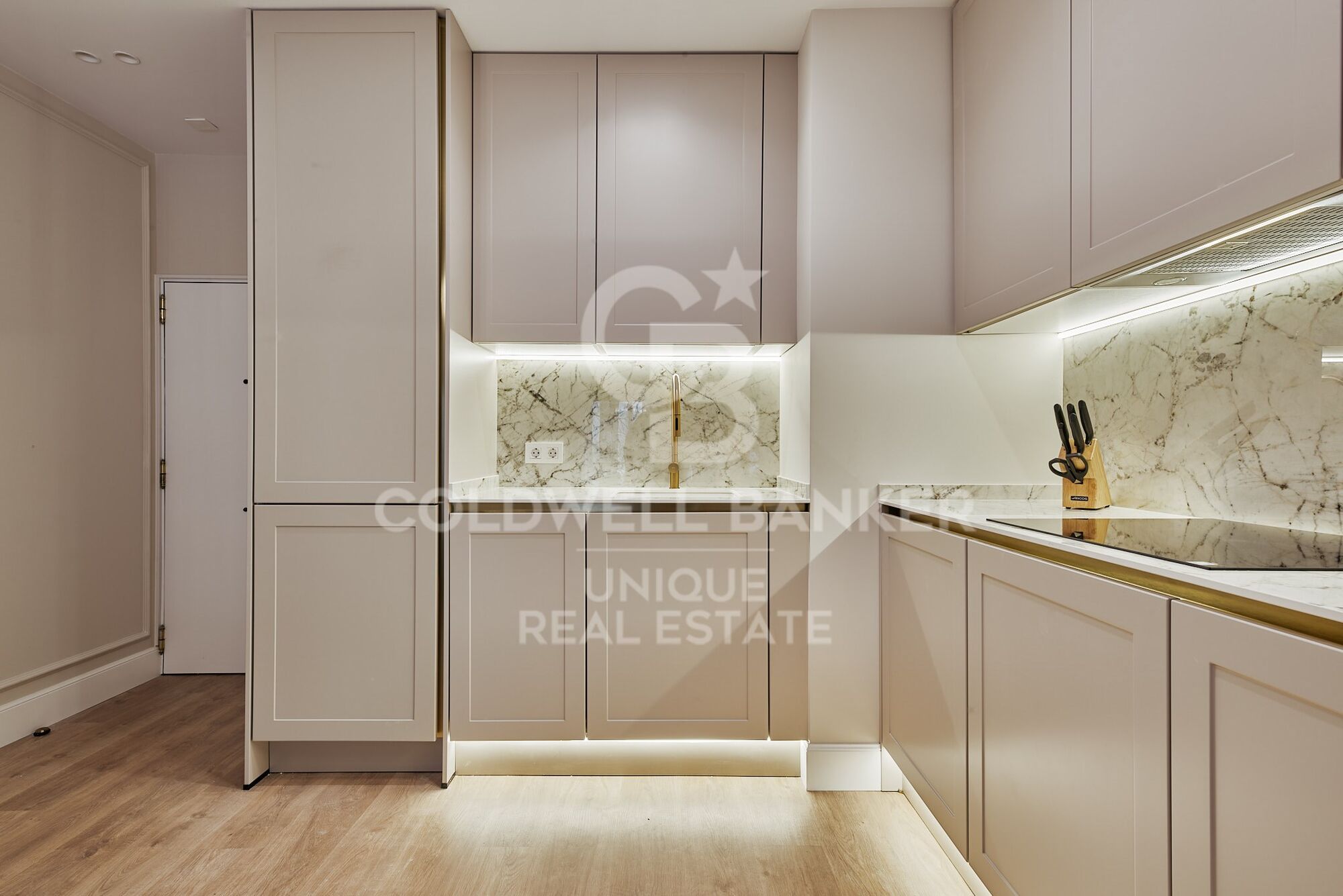 2-Bedroom Apartment in Lista