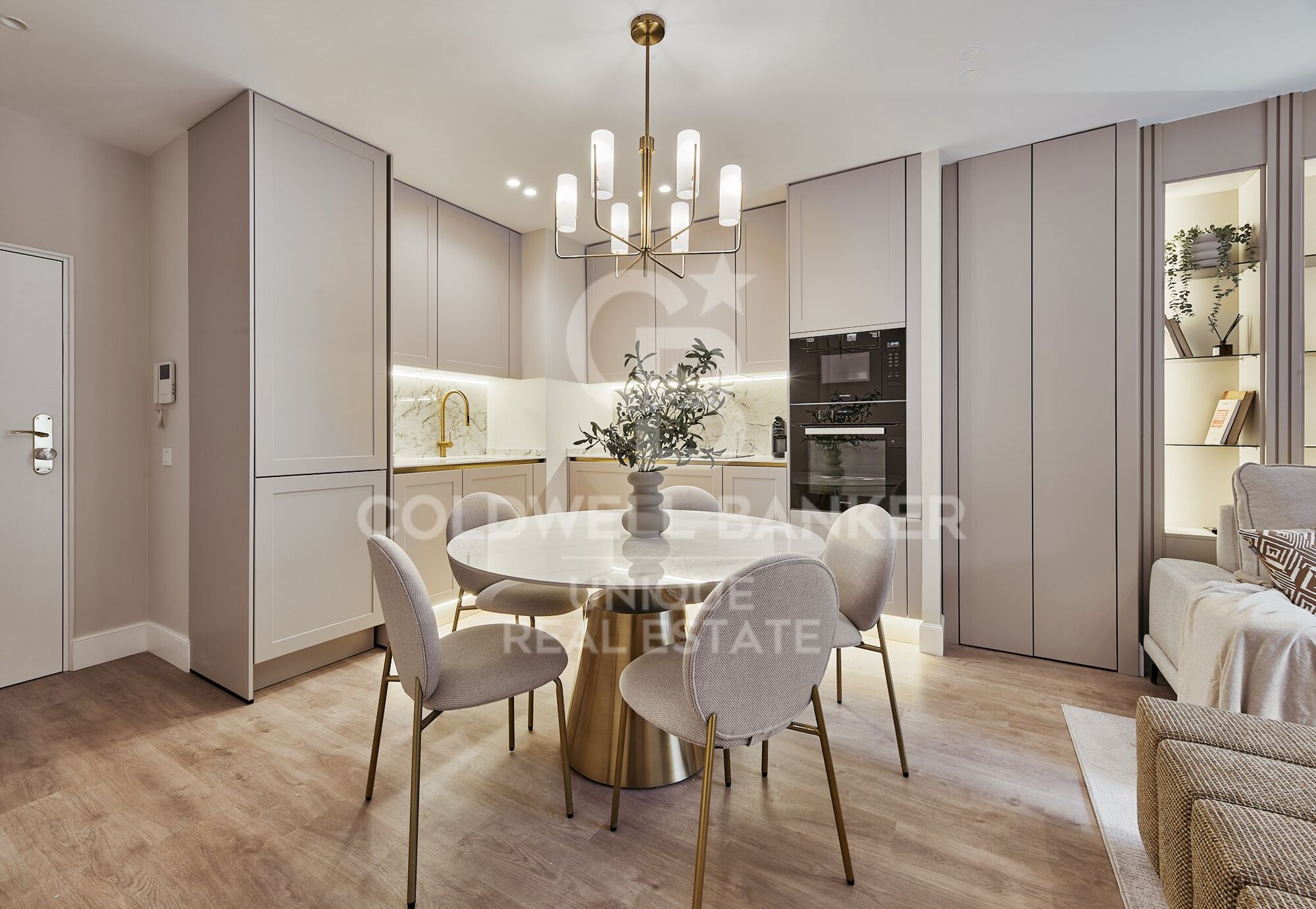 2-Bedroom Apartment in Lista