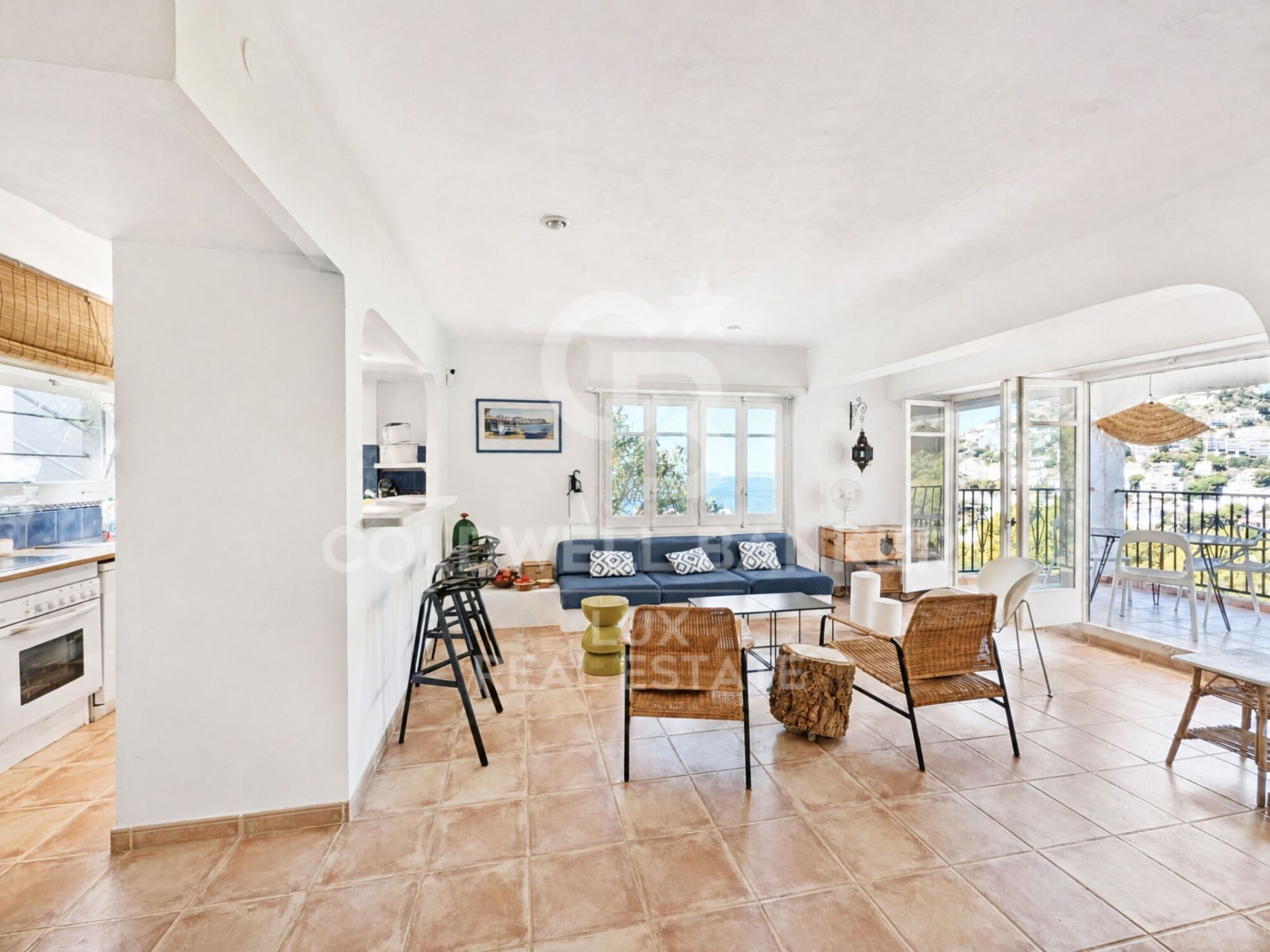 A house with sea views in the Cadaqués style, in Canyelles Petites
