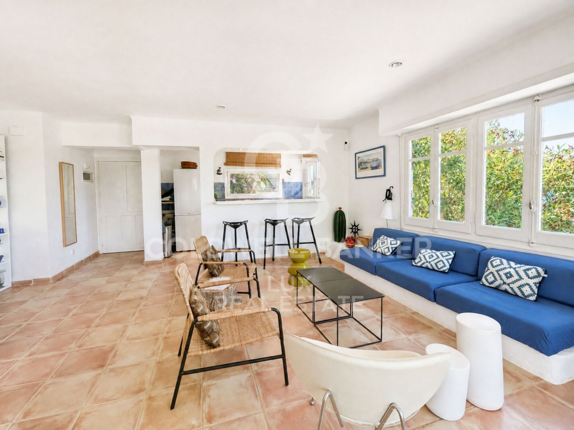 A house with sea views in the Cadaqués style, in Canyelles Petites