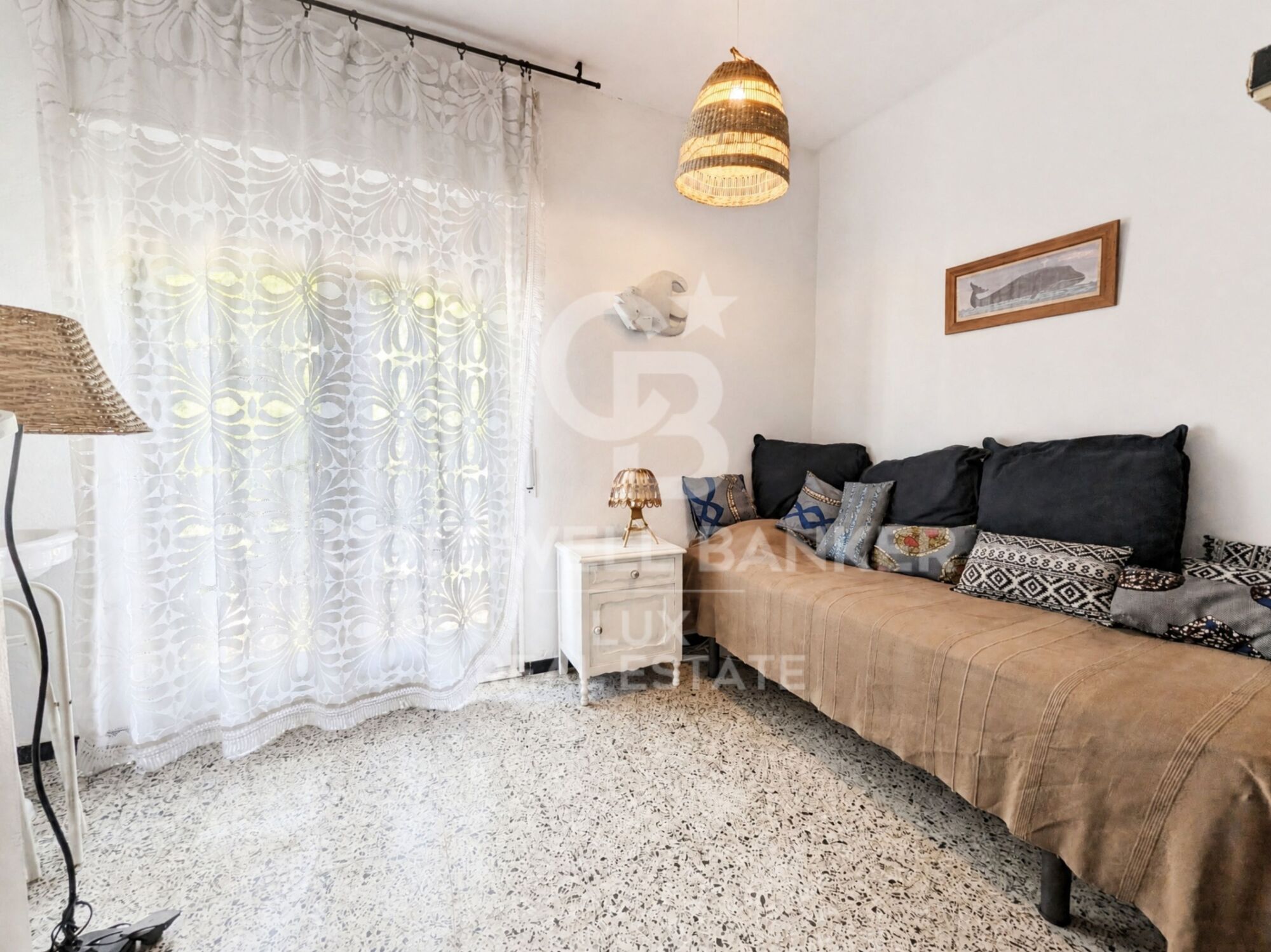 A house with sea views in the Cadaqués style, in Canyelles Petites