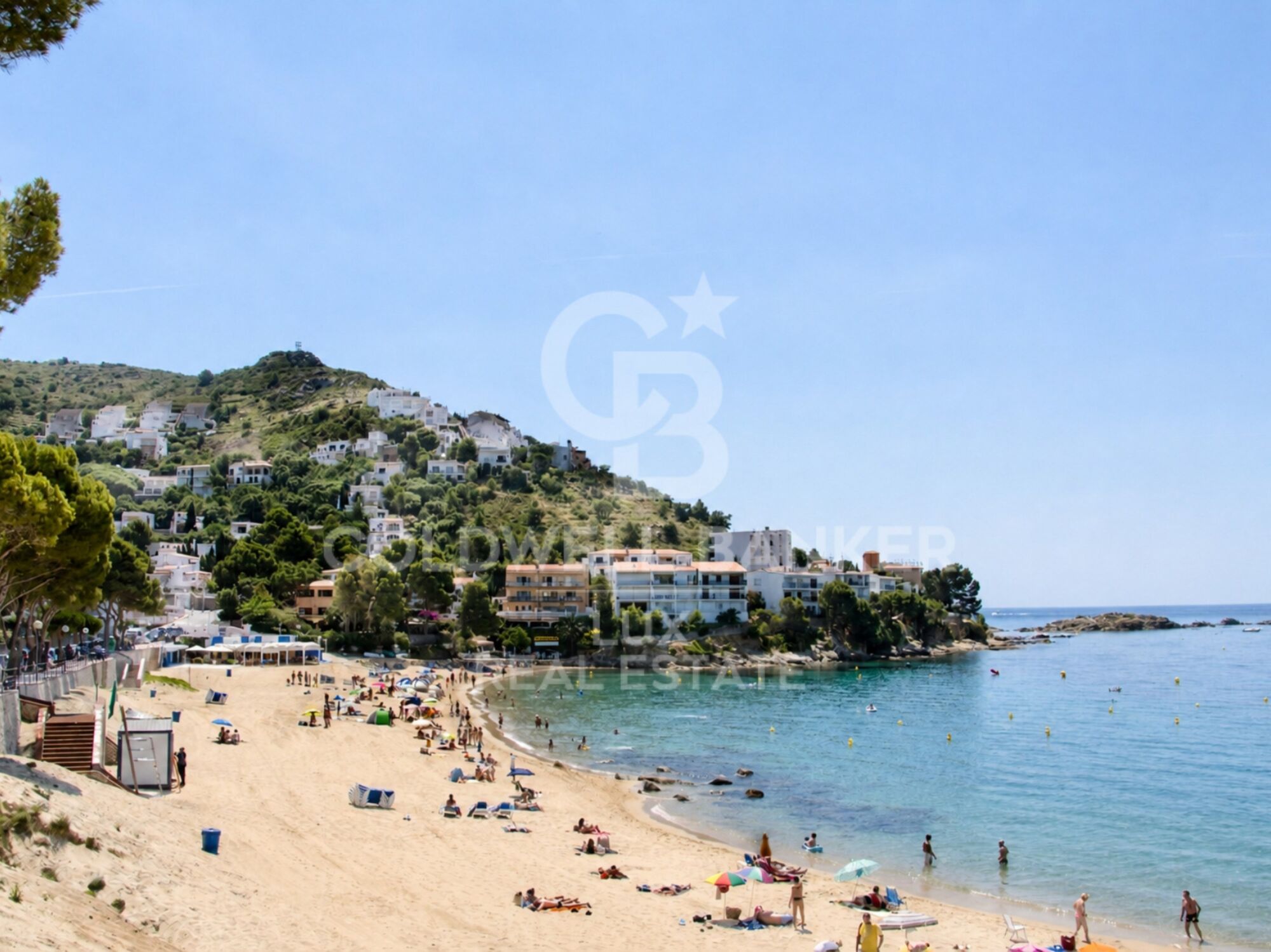 A house with sea views in the Cadaqués style, in Canyelles Petites