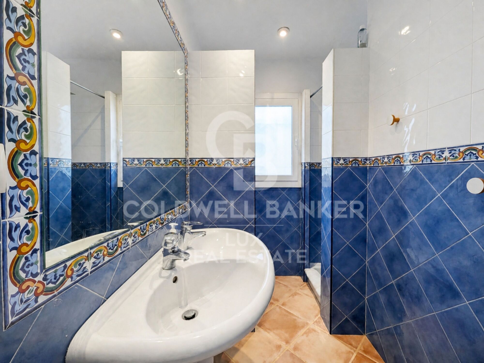 Haus mit Meerblick und 2 Garagen in Canyelles Petites