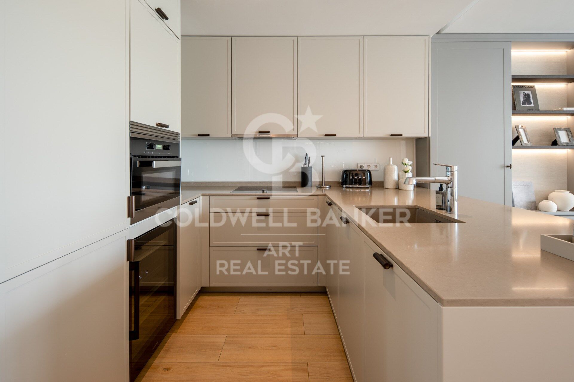 Wohnung in Marina Puente Romano, Marbella Golden Mile, Marbella