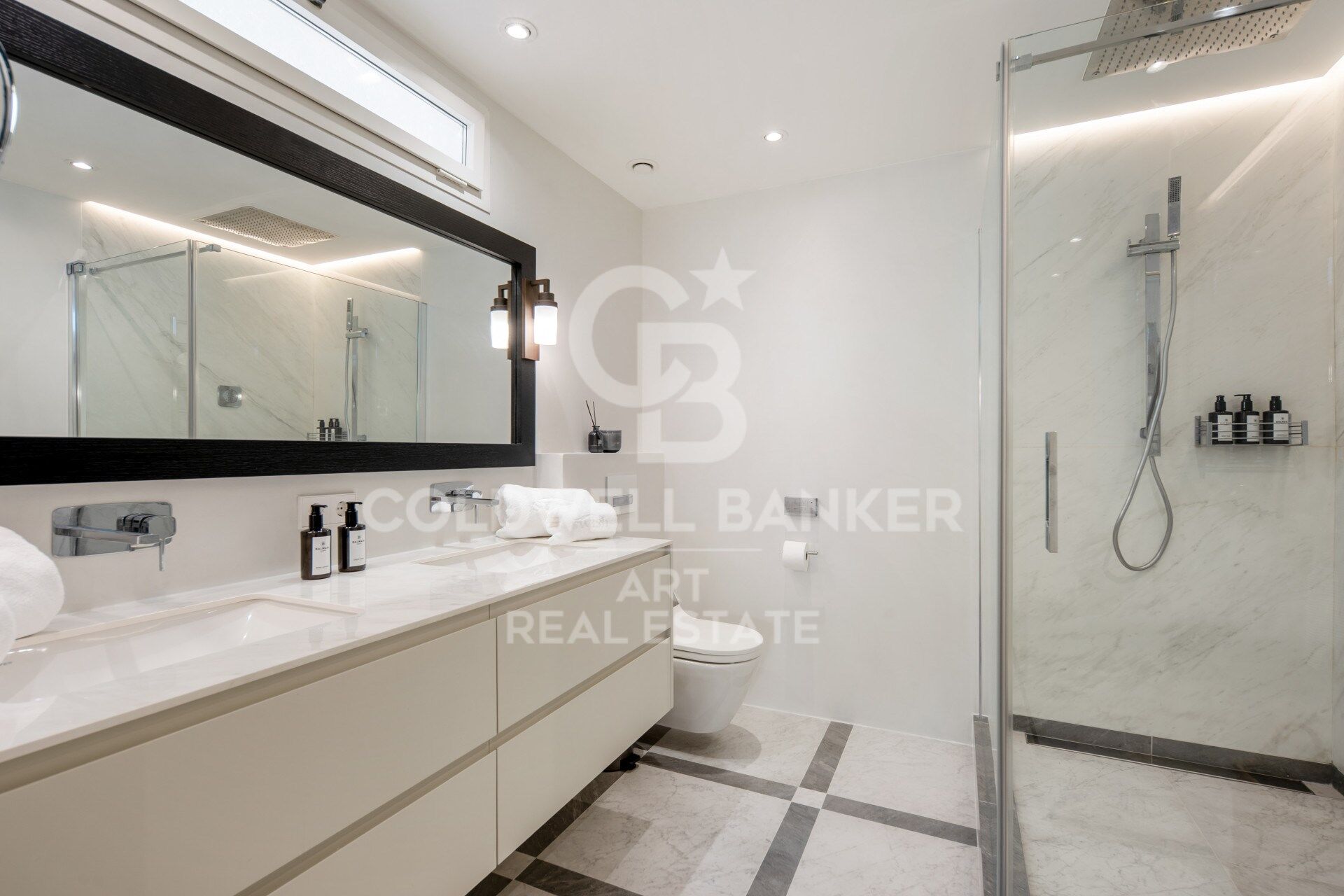 Wohnung in Marina Puente Romano, Marbella Golden Mile, Marbella