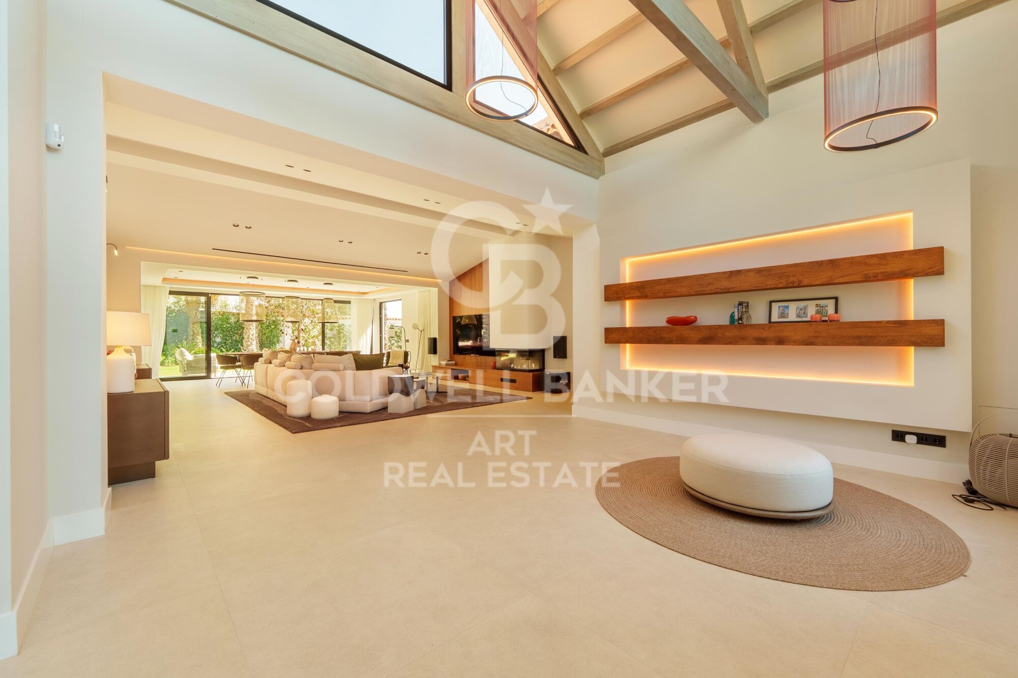 Exceptional one-level villa, located a few minutes from Puerto Banús-Marbella